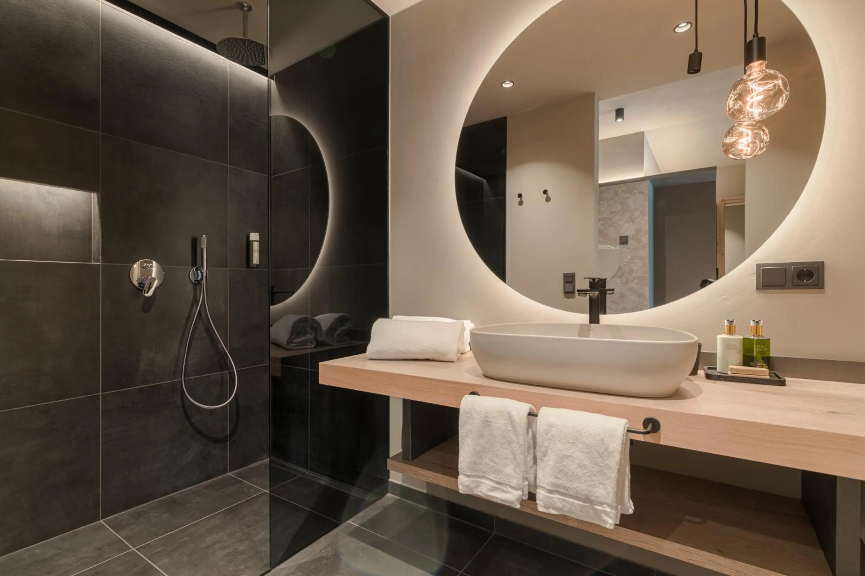 Bathroom in Belia Lofts - ADULTS ONLY - Apartments