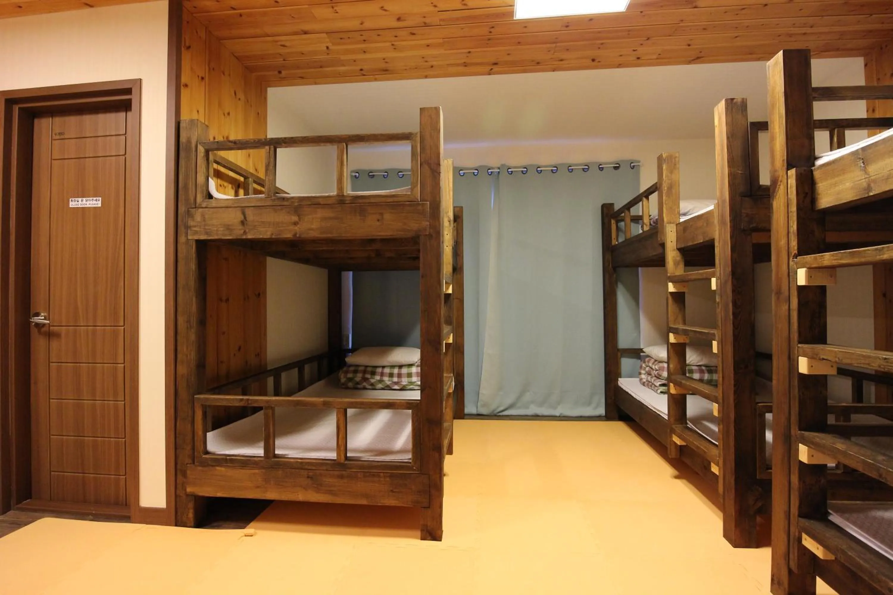 bunk bed, Bed in Guesthouse Kim's Cabin