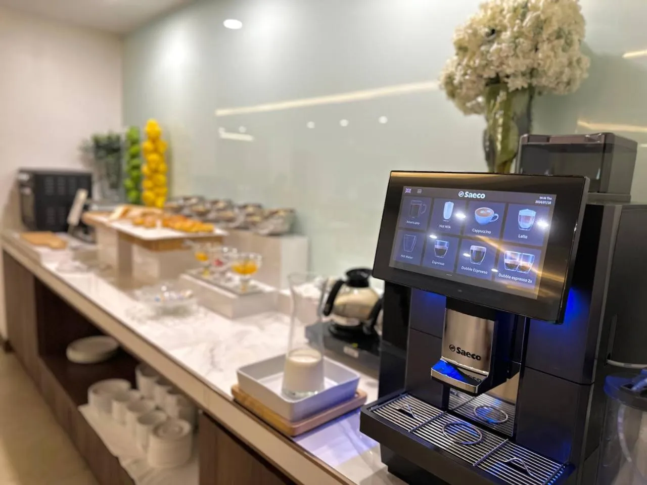 Restaurant/places to eat in Harmony Phnom Penh Hotel