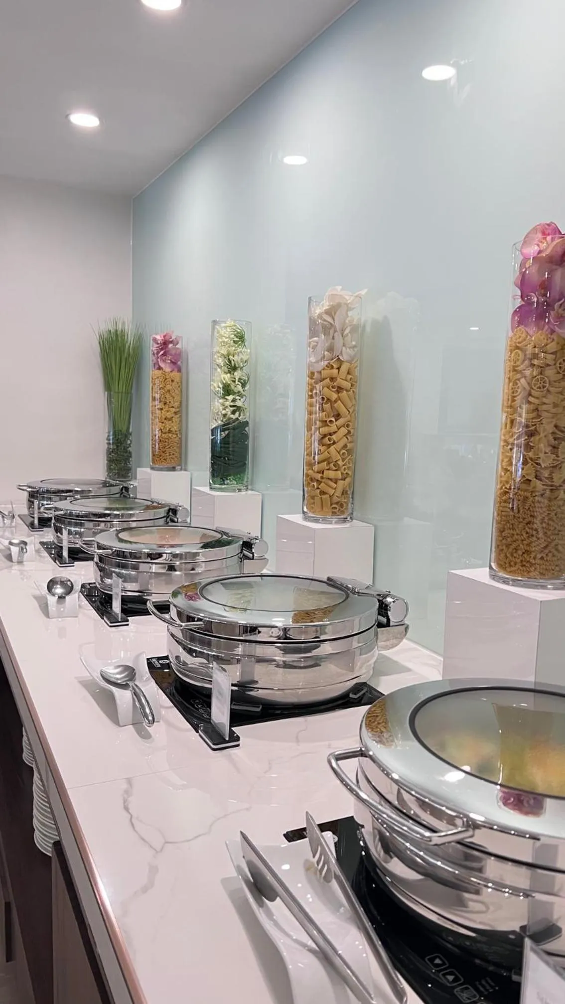 Restaurant/places to eat in Harmony Phnom Penh Hotel