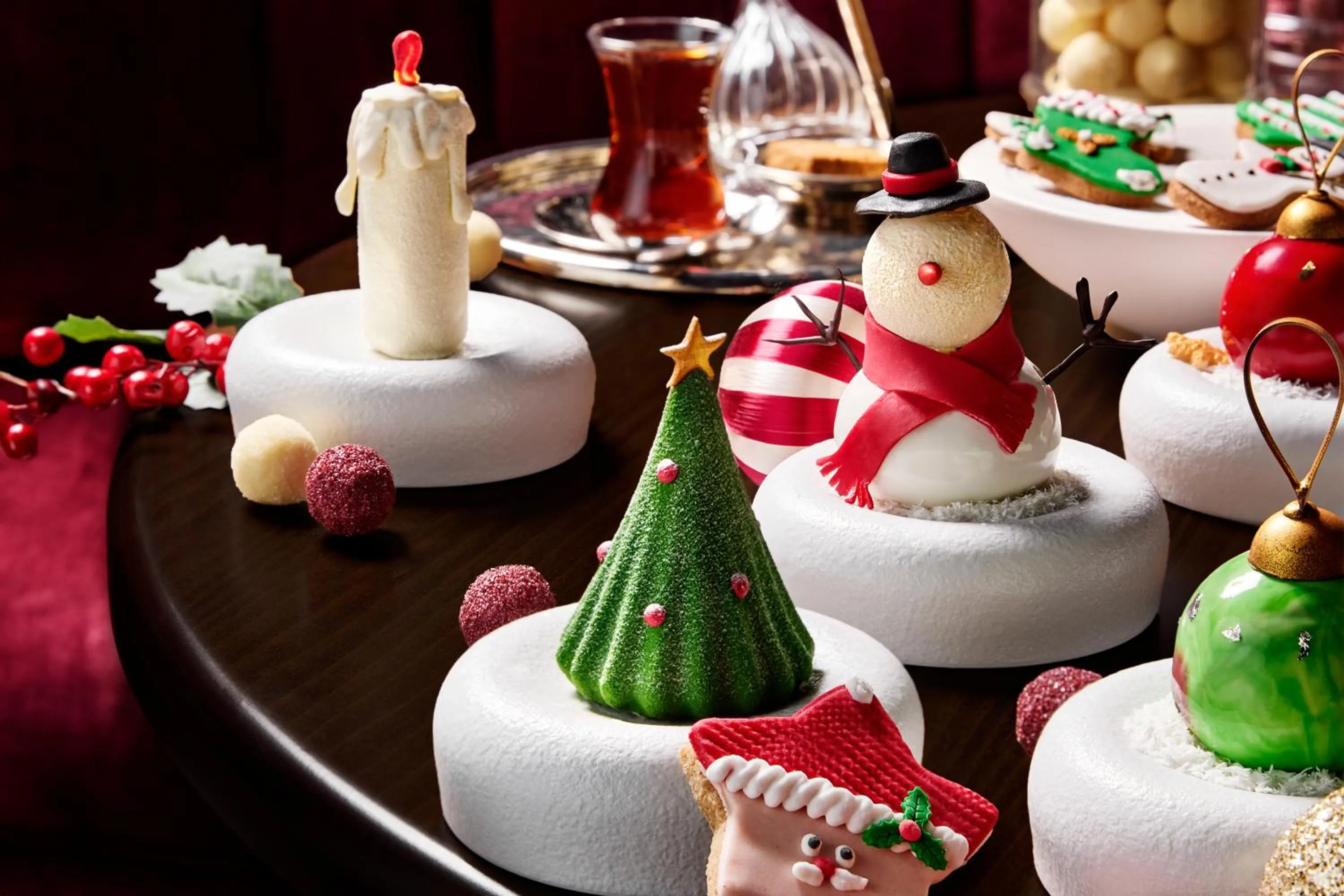 Restaurant/places to eat in Raffles Istanbul