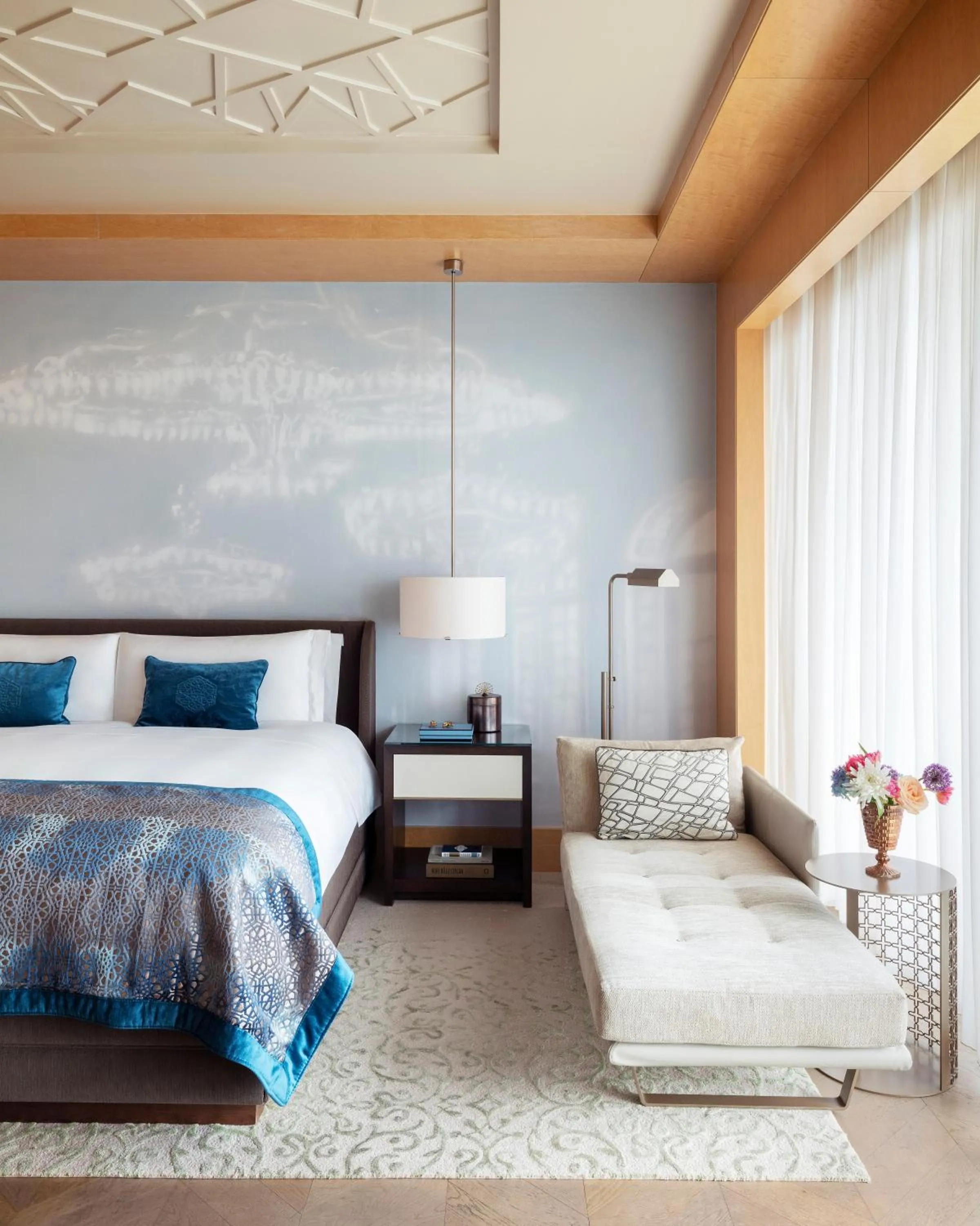 Bed in Raffles Istanbul