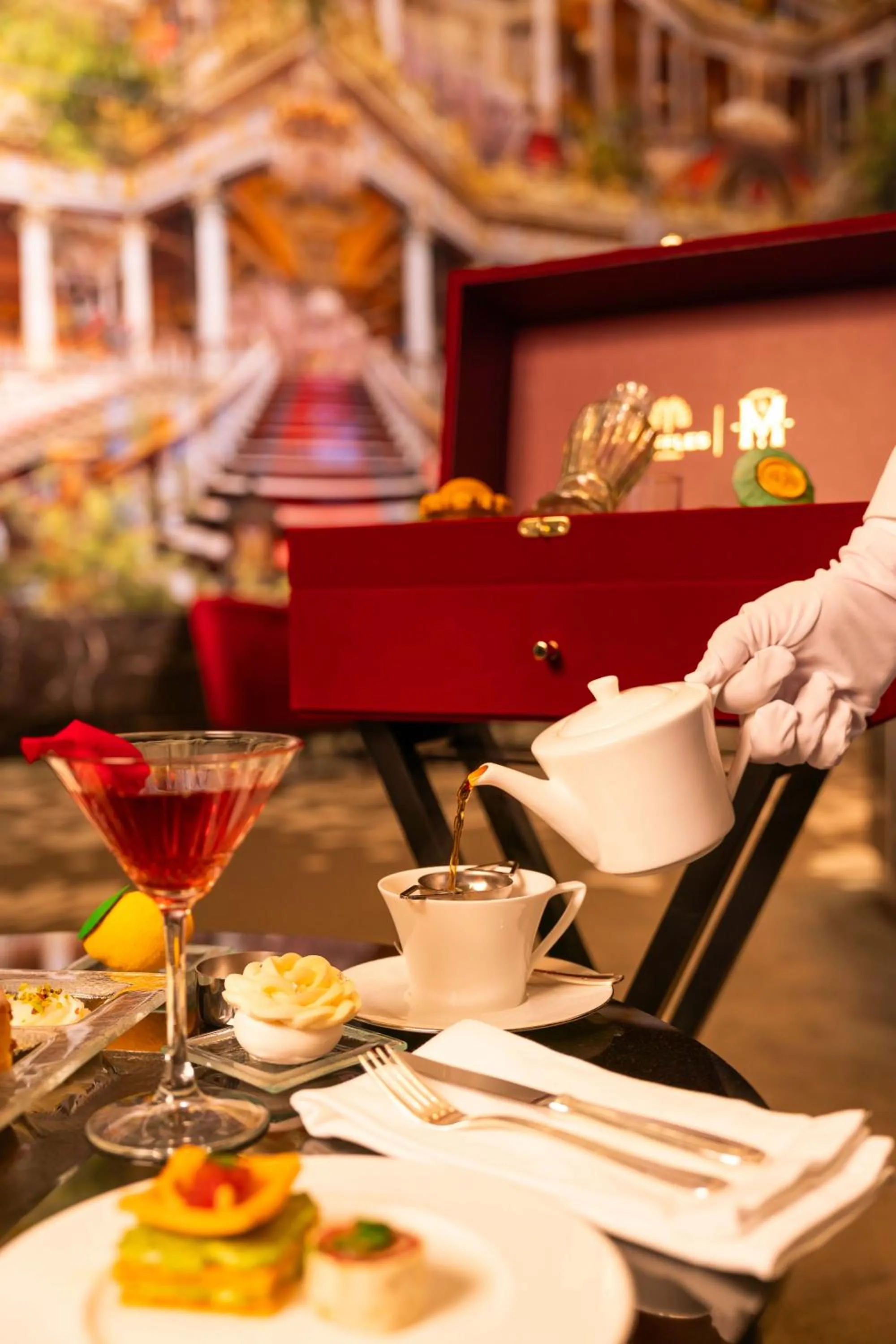 Lobby or reception in Raffles Istanbul