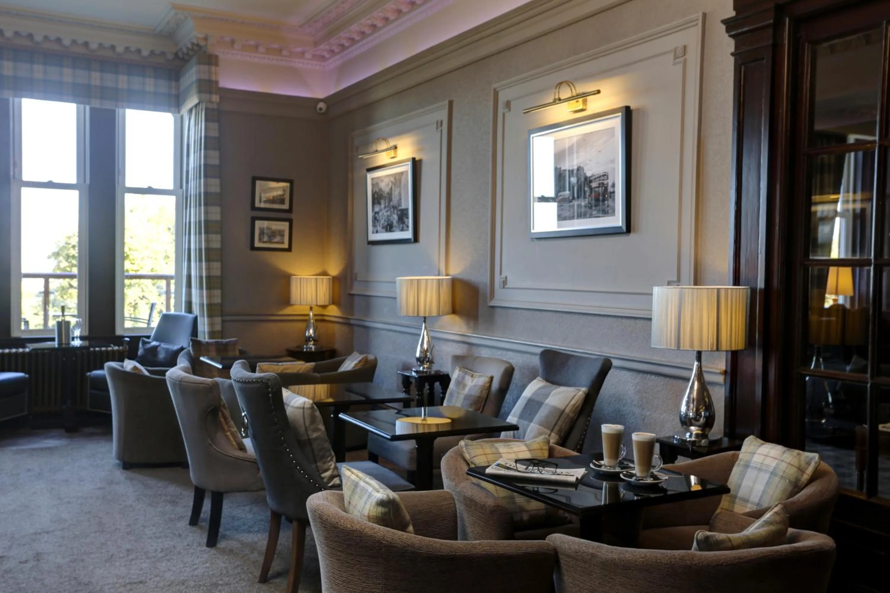 Lounge or bar in Braid Hills Hotel