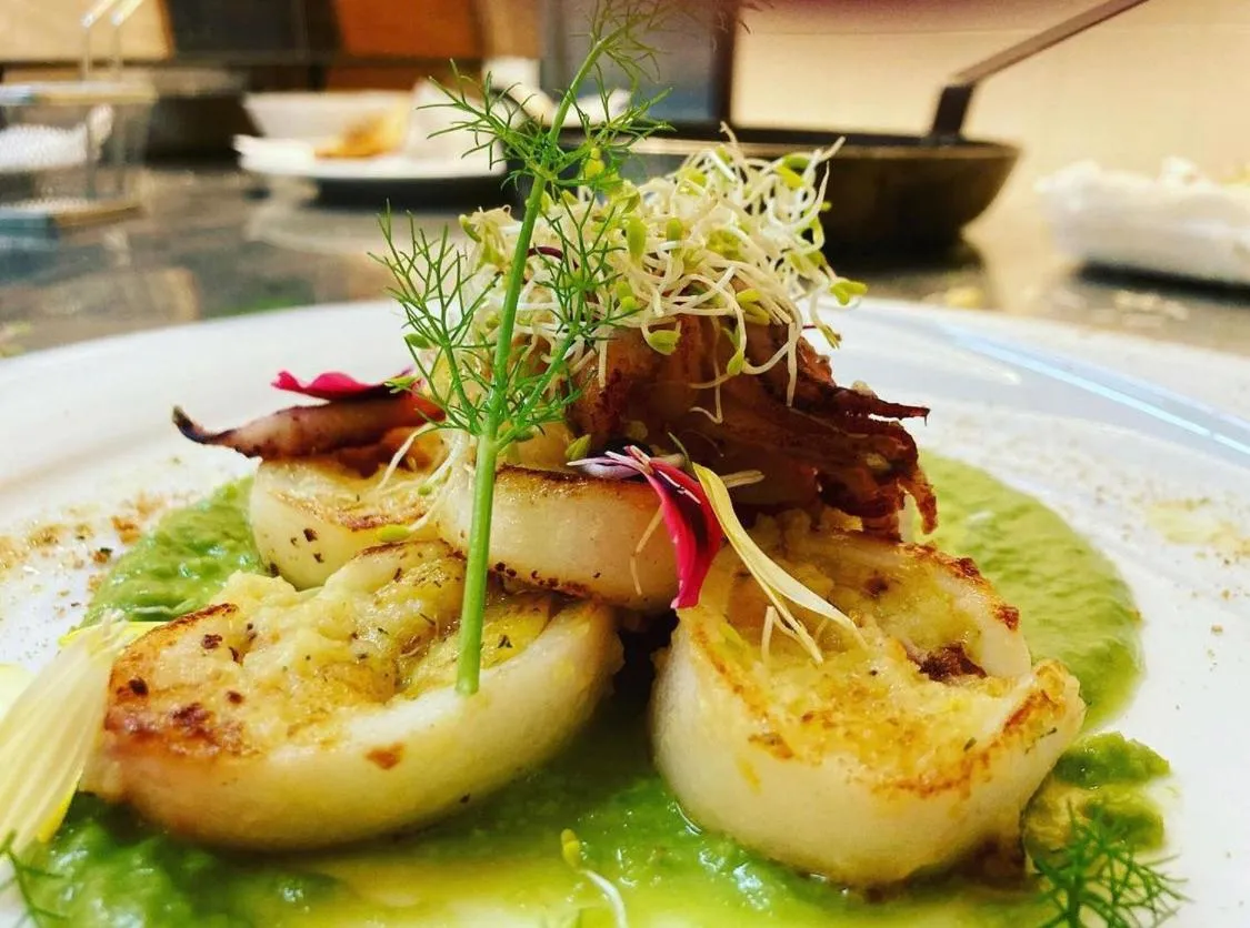 Food in Glemerald Hostel