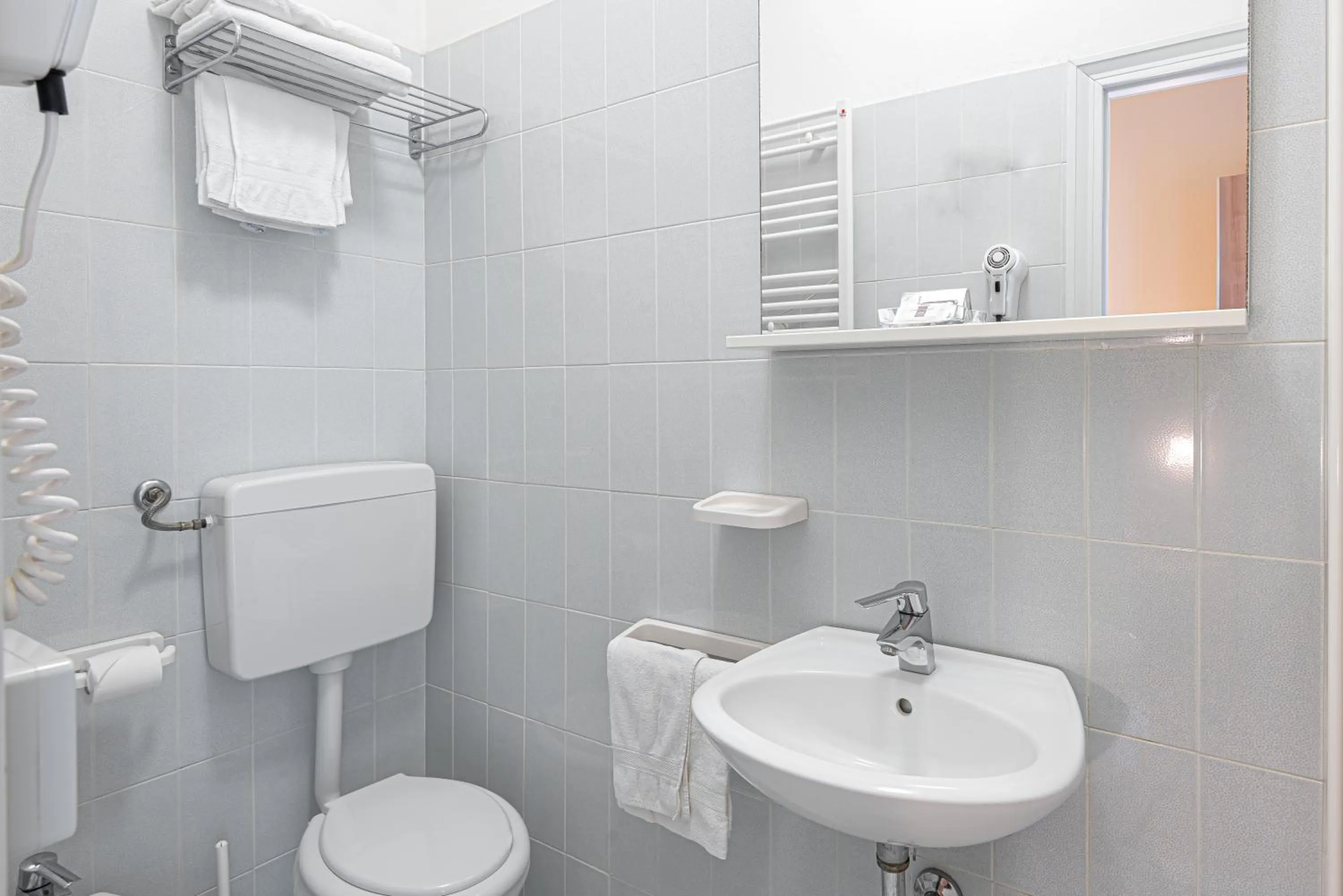 Bathroom in Hotel Corinna