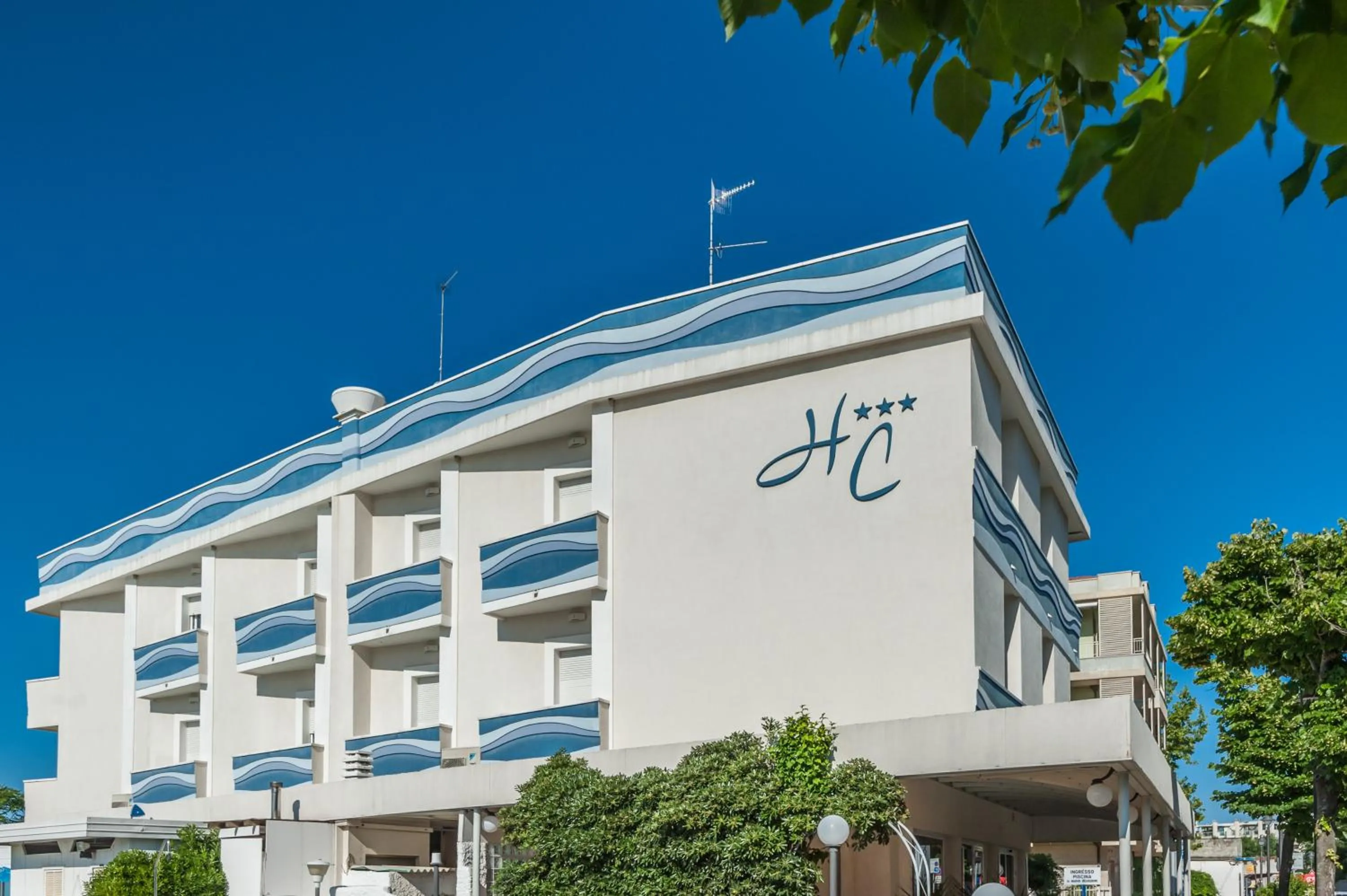 Facade/entrance in Hotel Corinna