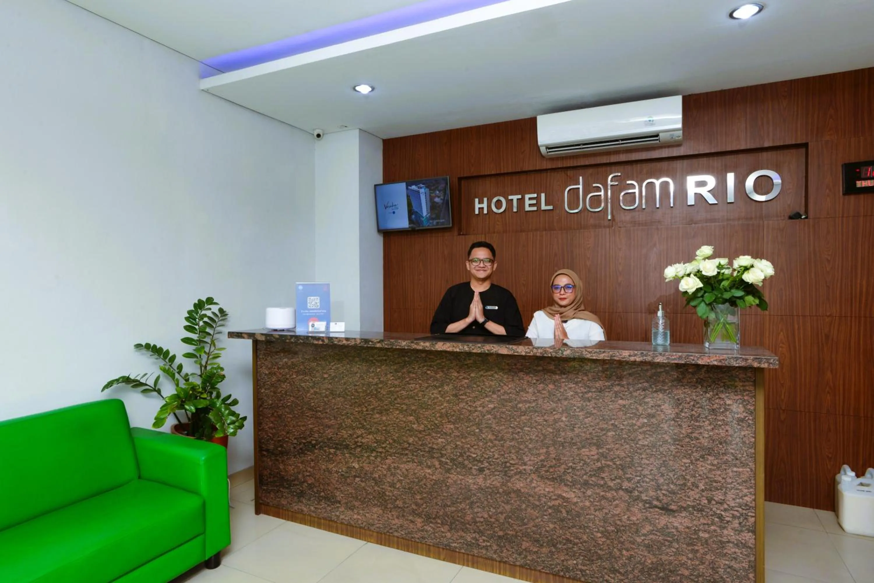 Lobby or reception in Hotel Dafam Rio