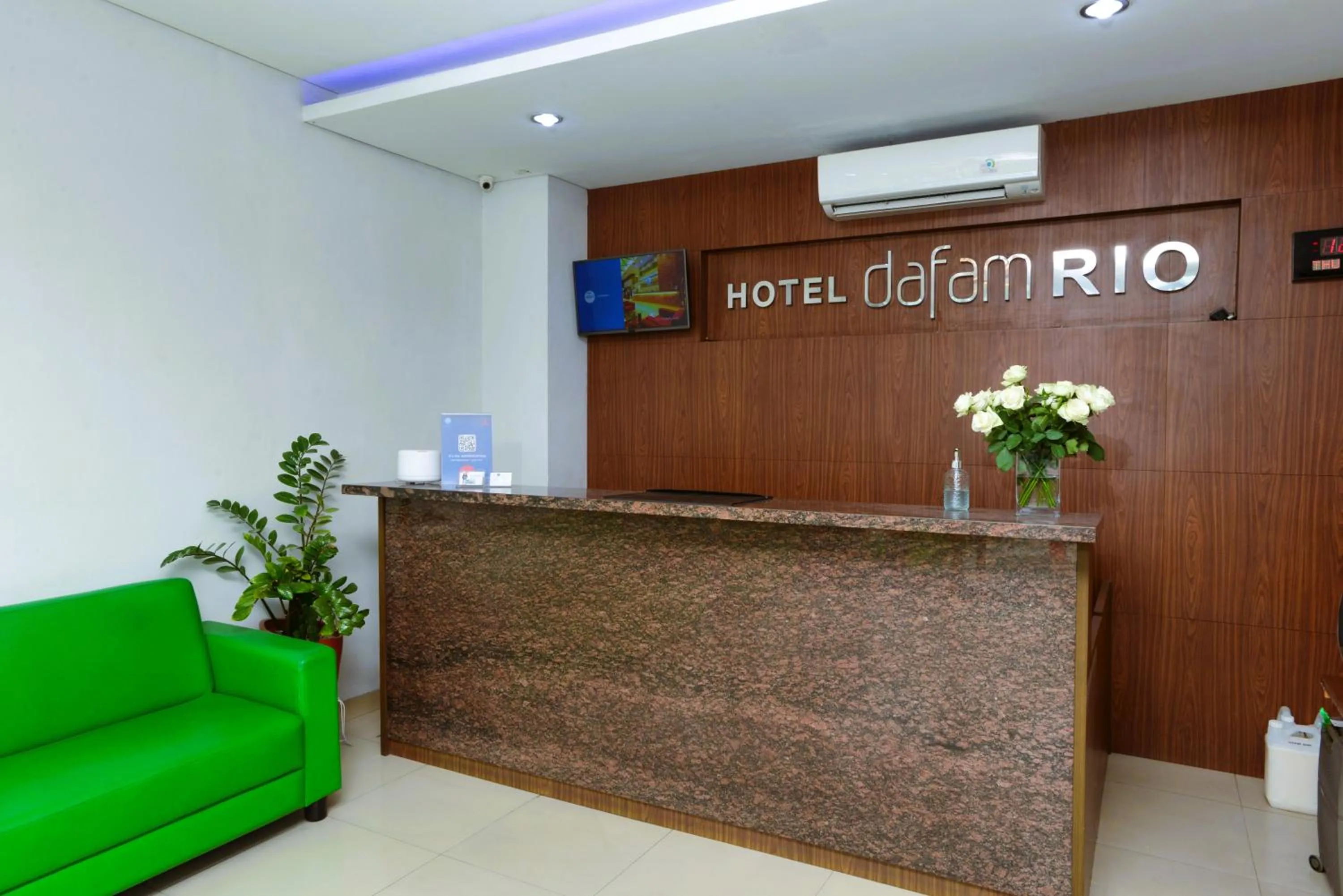 Lobby or reception in Hotel Dafam Rio
