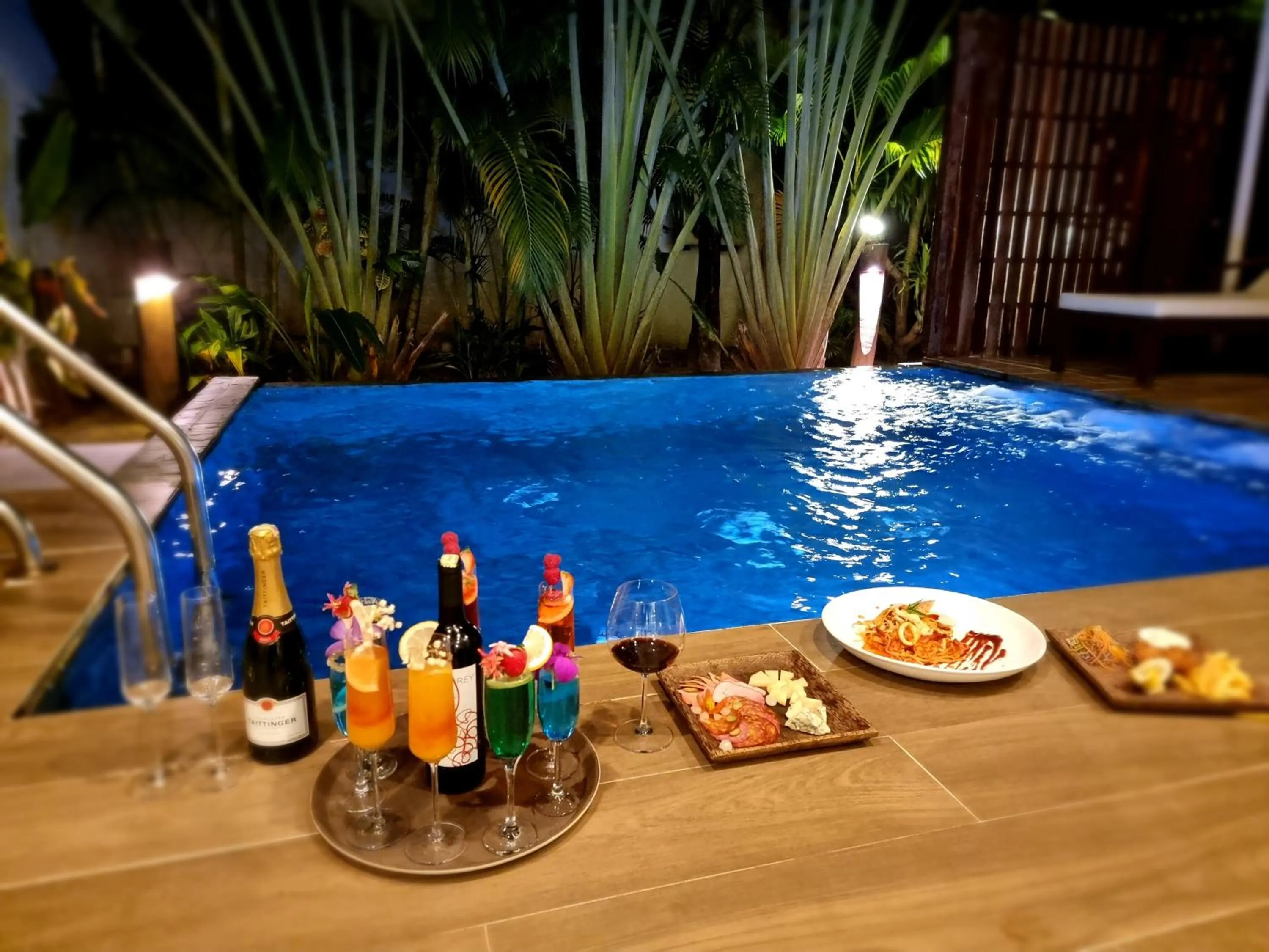 Swimming pool in Sahaa Beach Resort