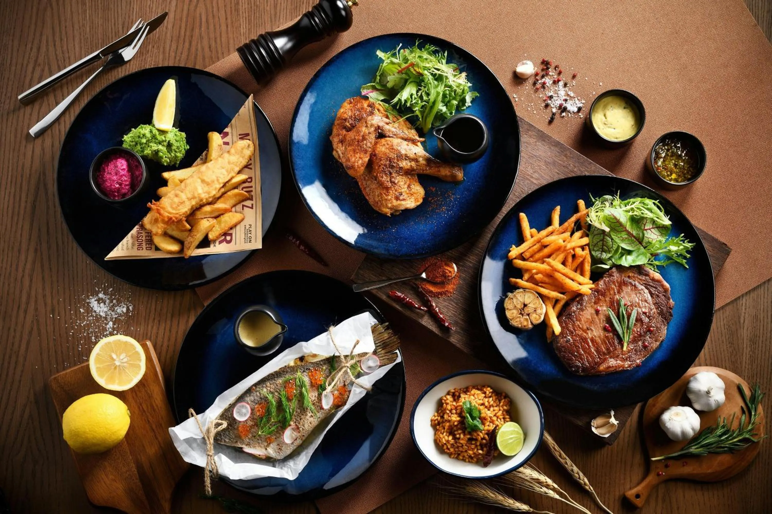 Lounge or bar in Moxy Bangkok Ratchaprasong