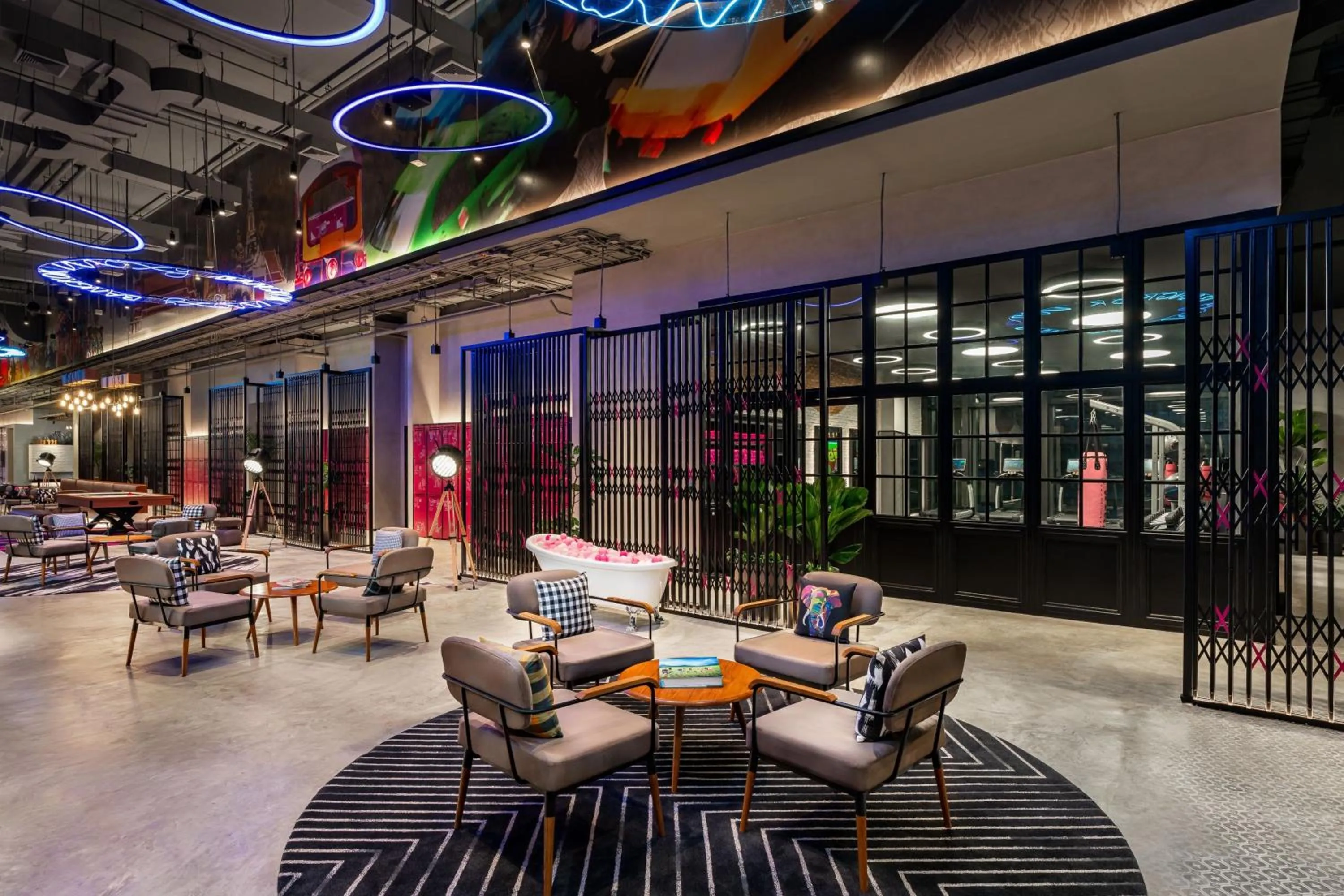 Lounge or bar in Moxy Bangkok Ratchaprasong