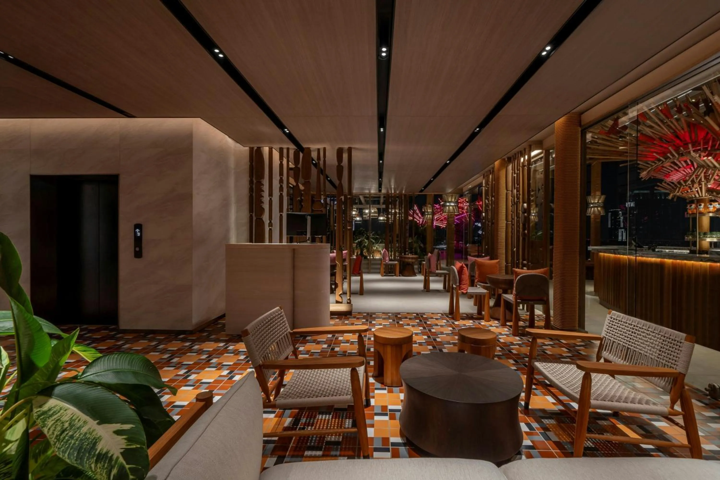 Lounge or bar in Moxy Bangkok Ratchaprasong