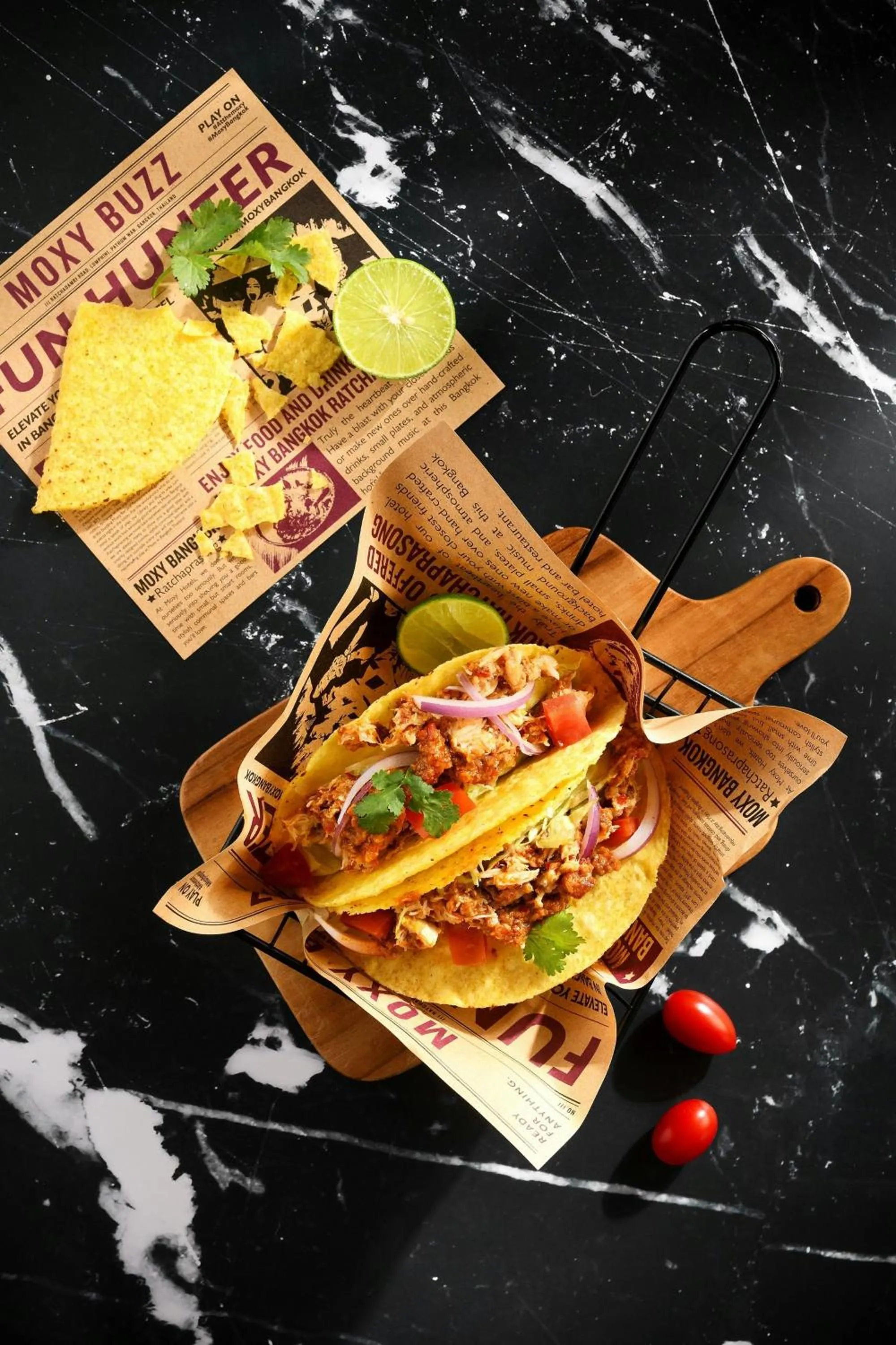 Lounge or bar in Moxy Bangkok Ratchaprasong