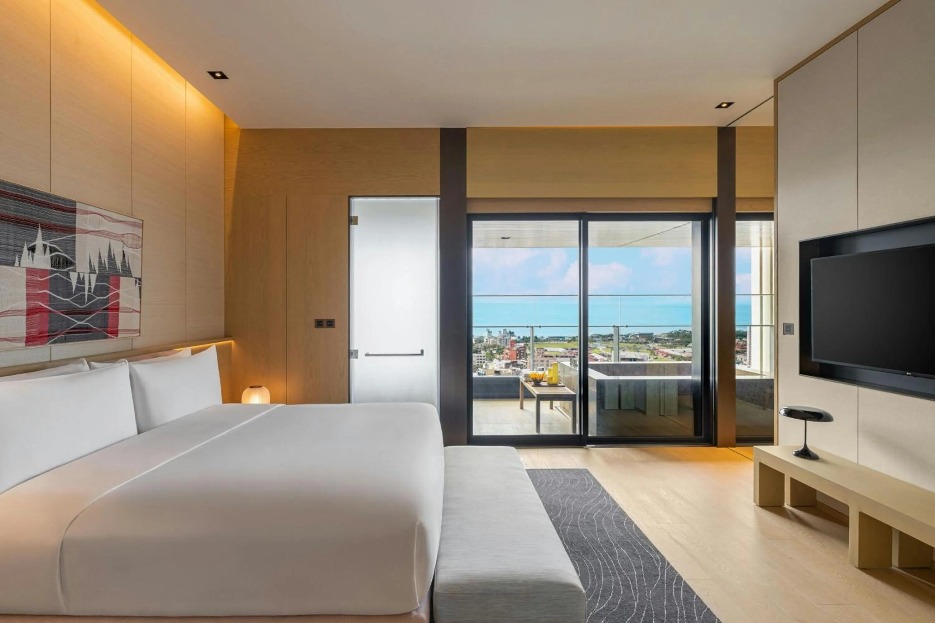 Photo of the whole room, Bed in Le Meridien Hualien Resort