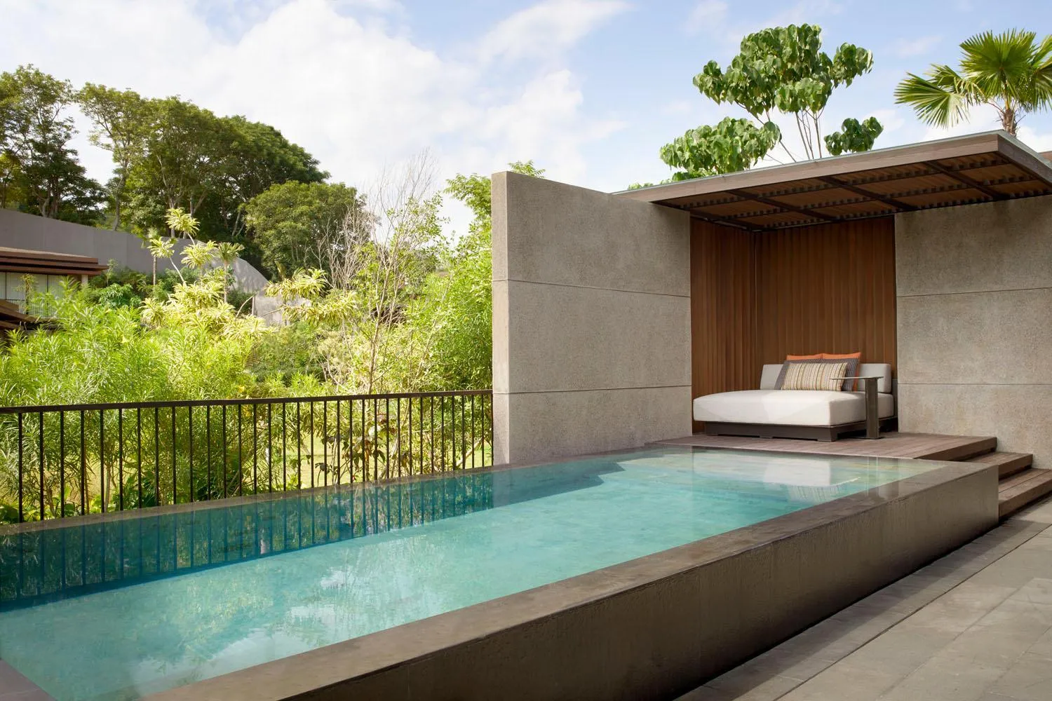 Day in TA’AKTANA, a Luxury Collection Resort & Spa, Labuan Bajo