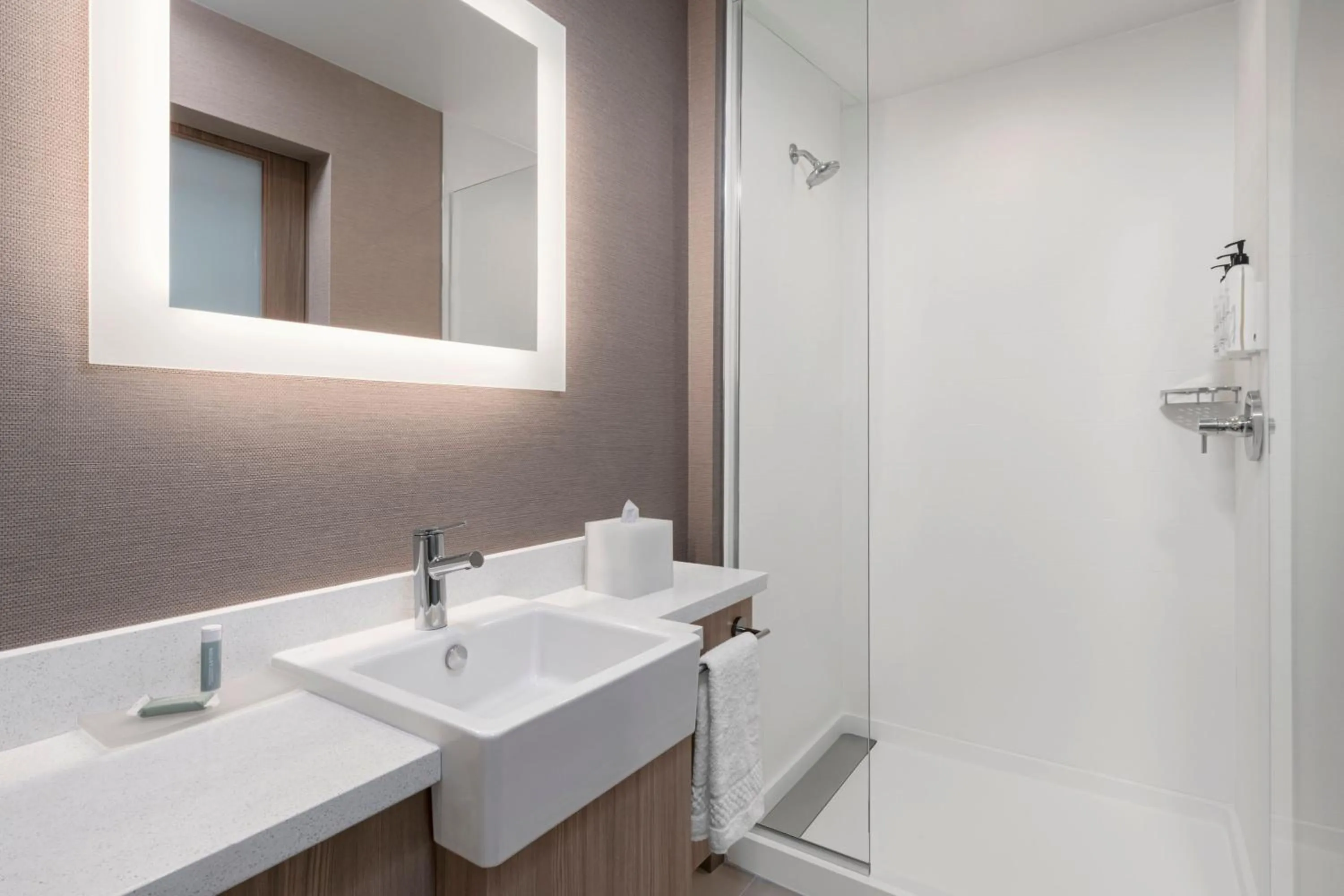 Bathroom in SpringHill Suites by Marriott Chula Vista Eastlake