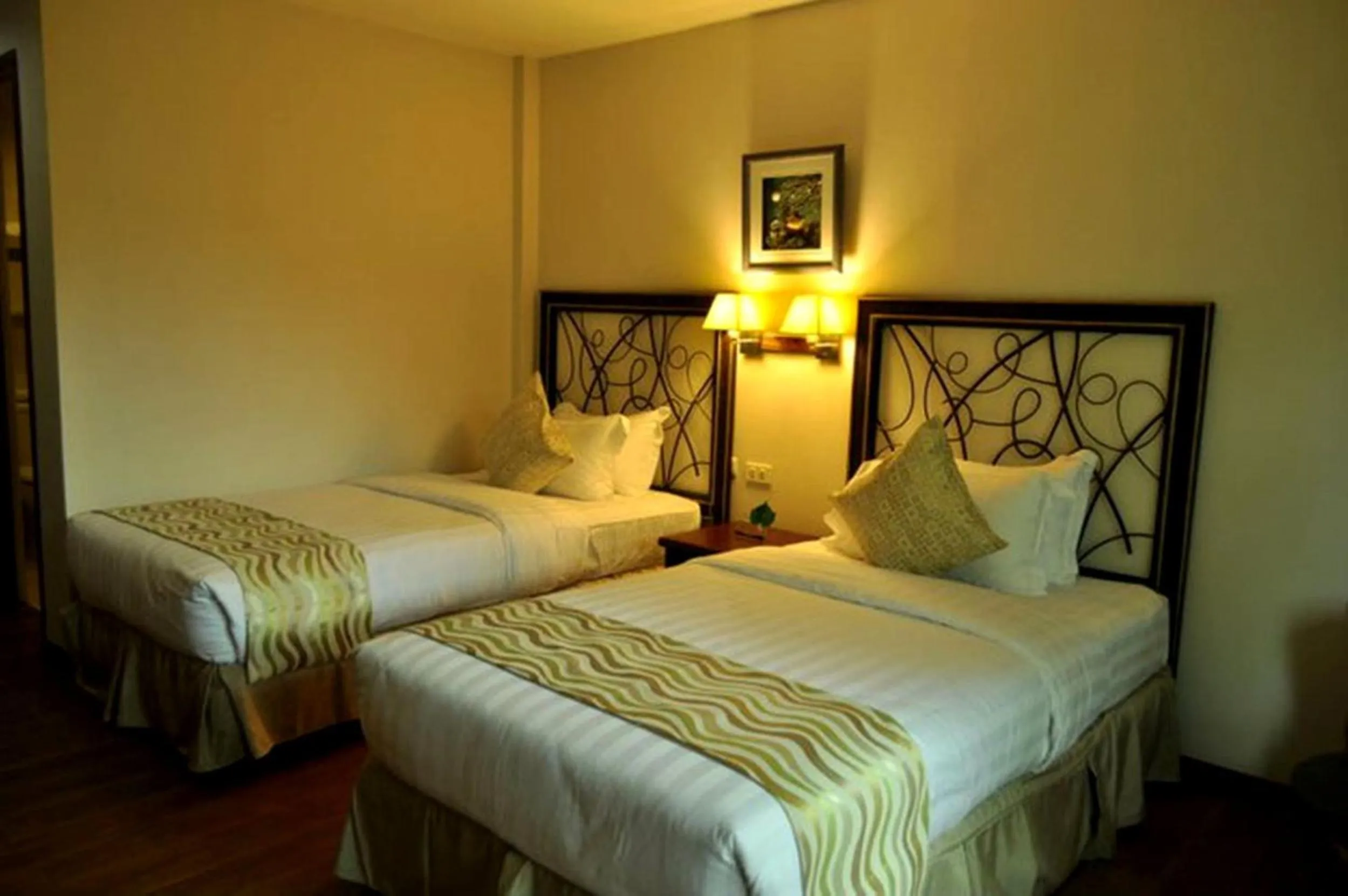 Bed in Cuna Mangodlong Paradise Beach Resort