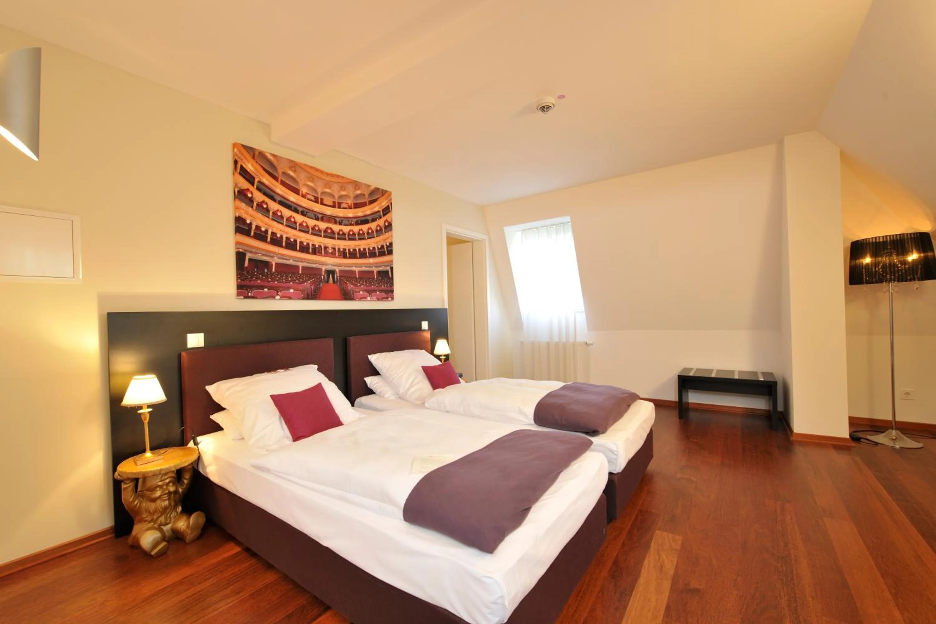 Day, Bed in Hotel Gut Landscheid