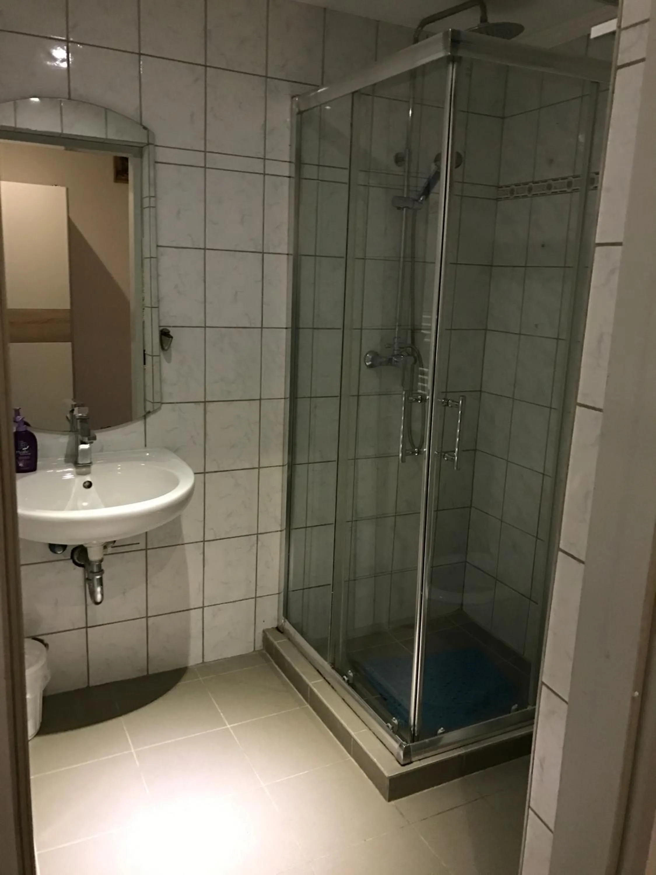 Bathroom in Cáfe 168