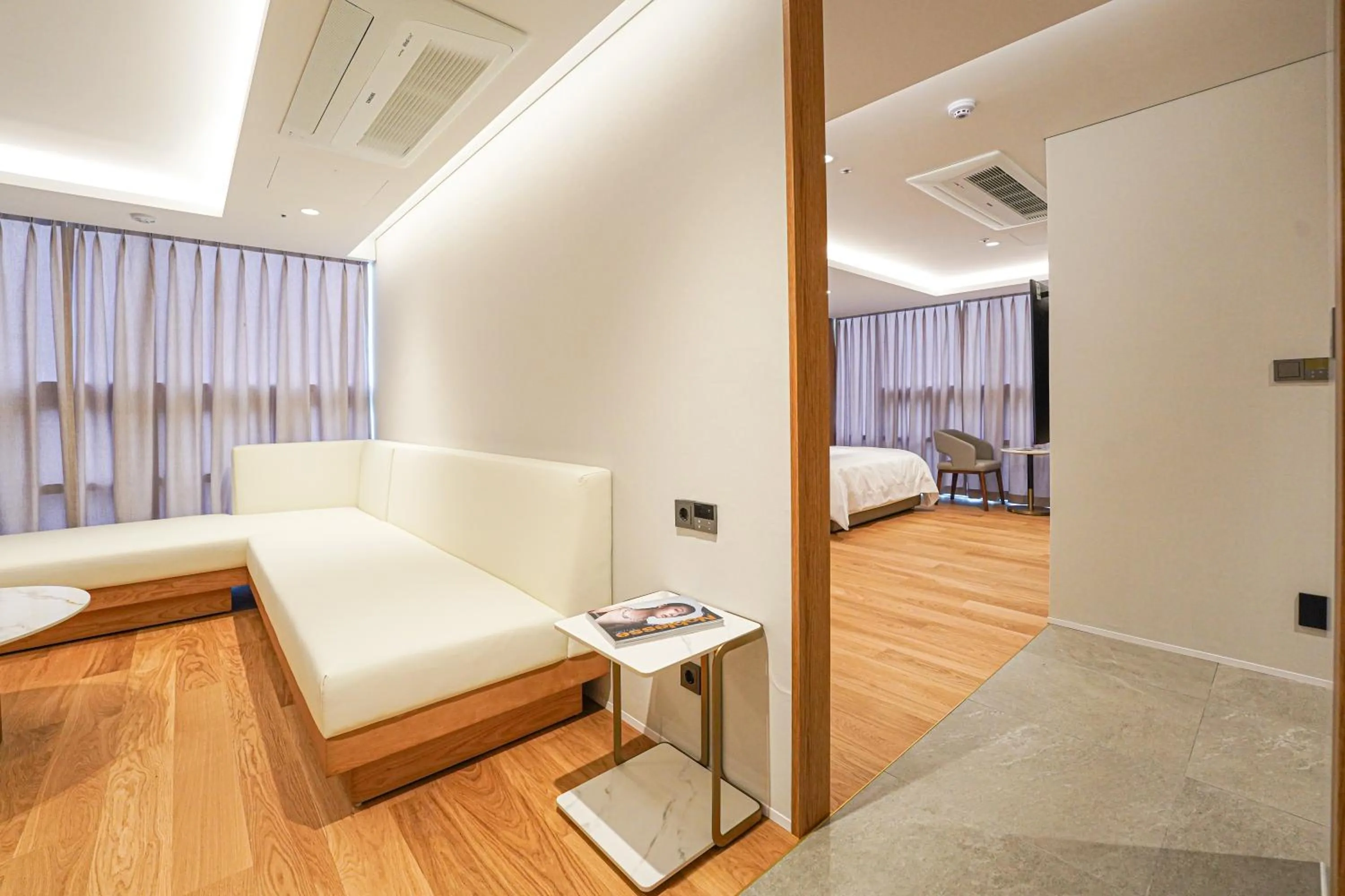 Photo of the whole room, Bed in Hotel Ground27