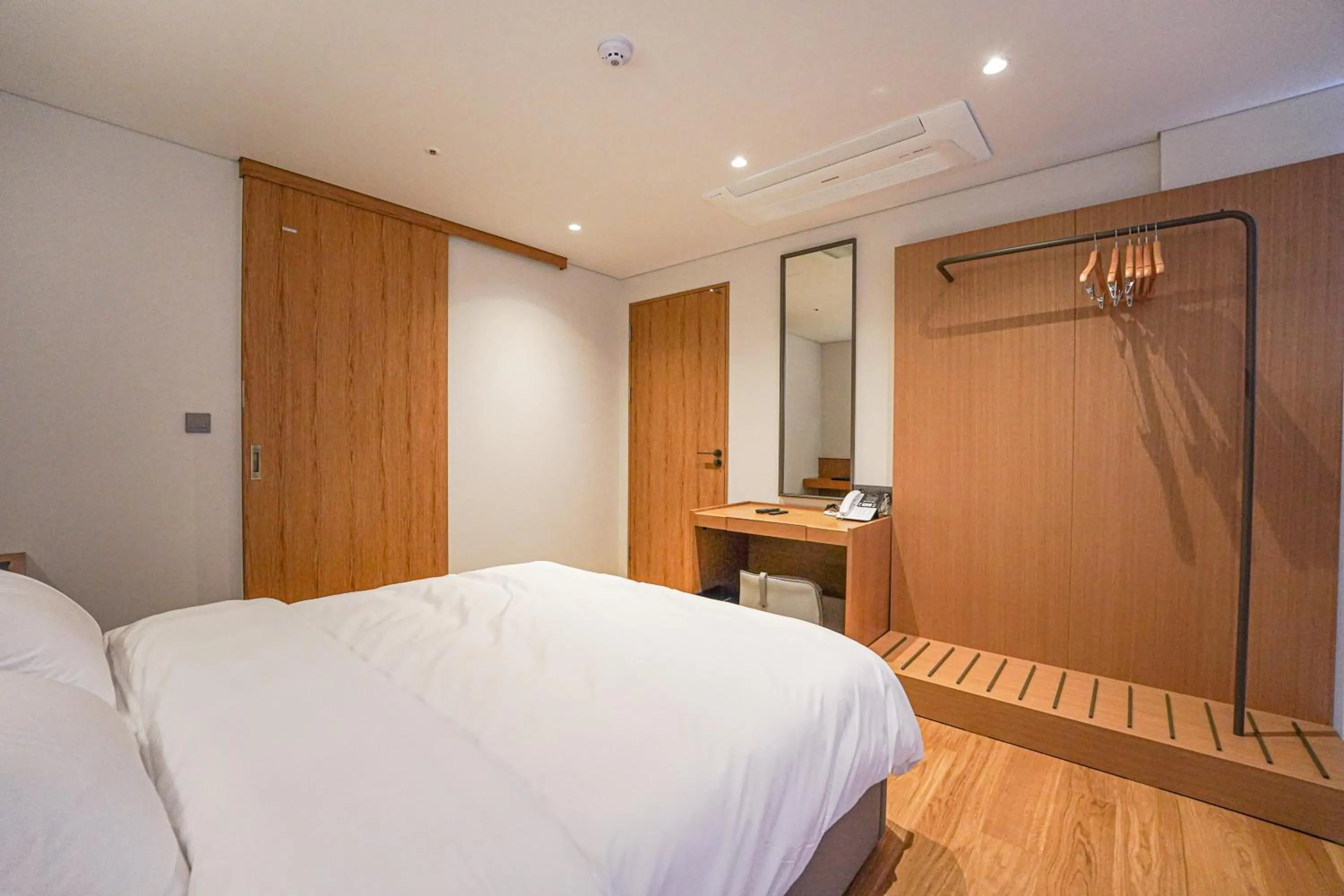 Bedroom, Bed in Hotel Ground27