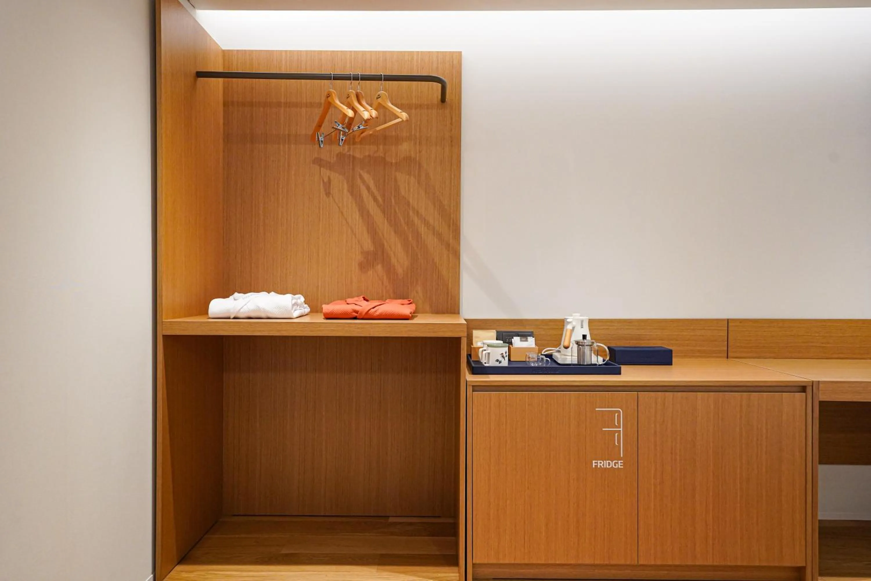 wardrobe in Hotel Ground27