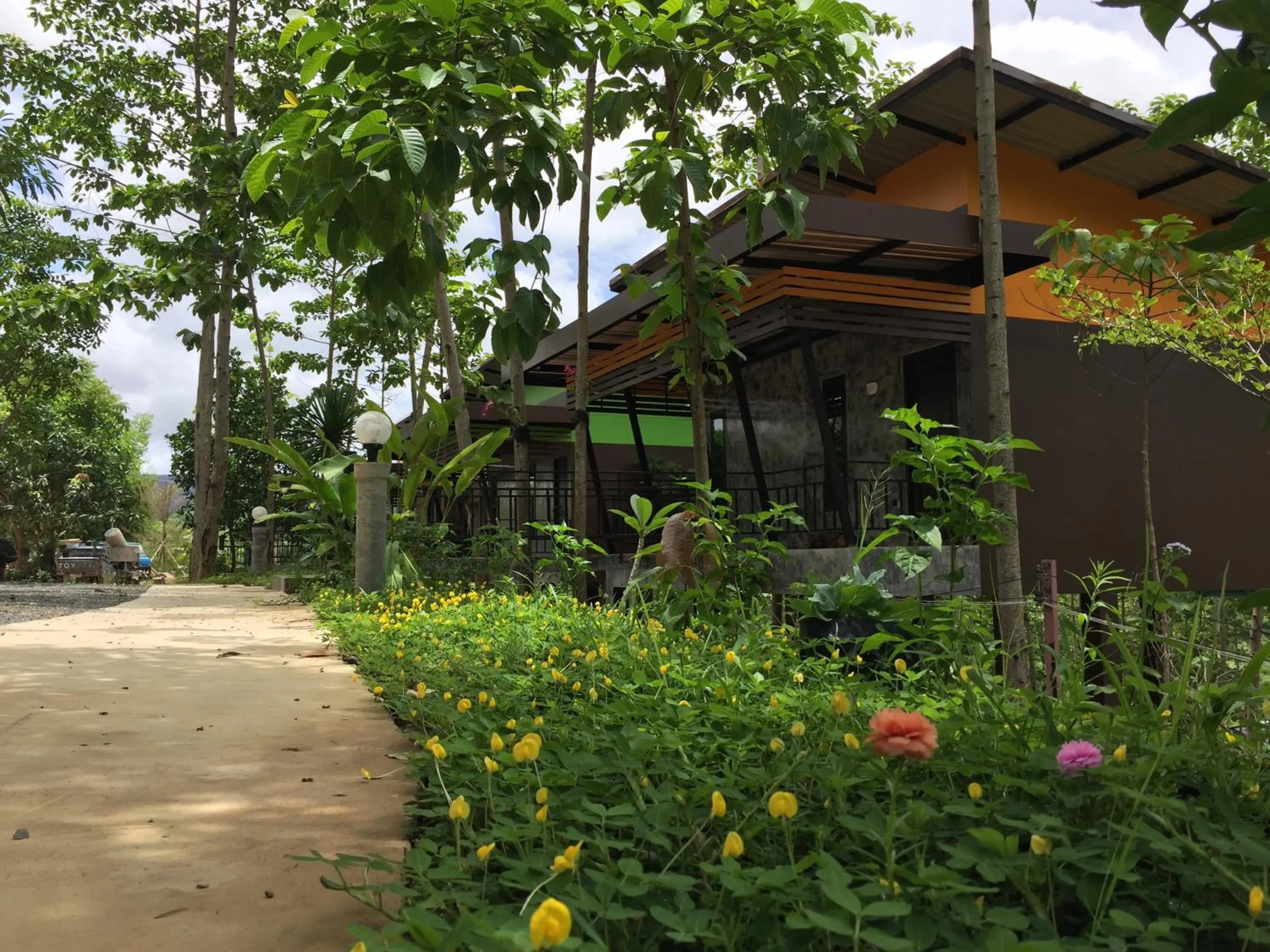 Baan Rai Phufah Resort Chiangrai