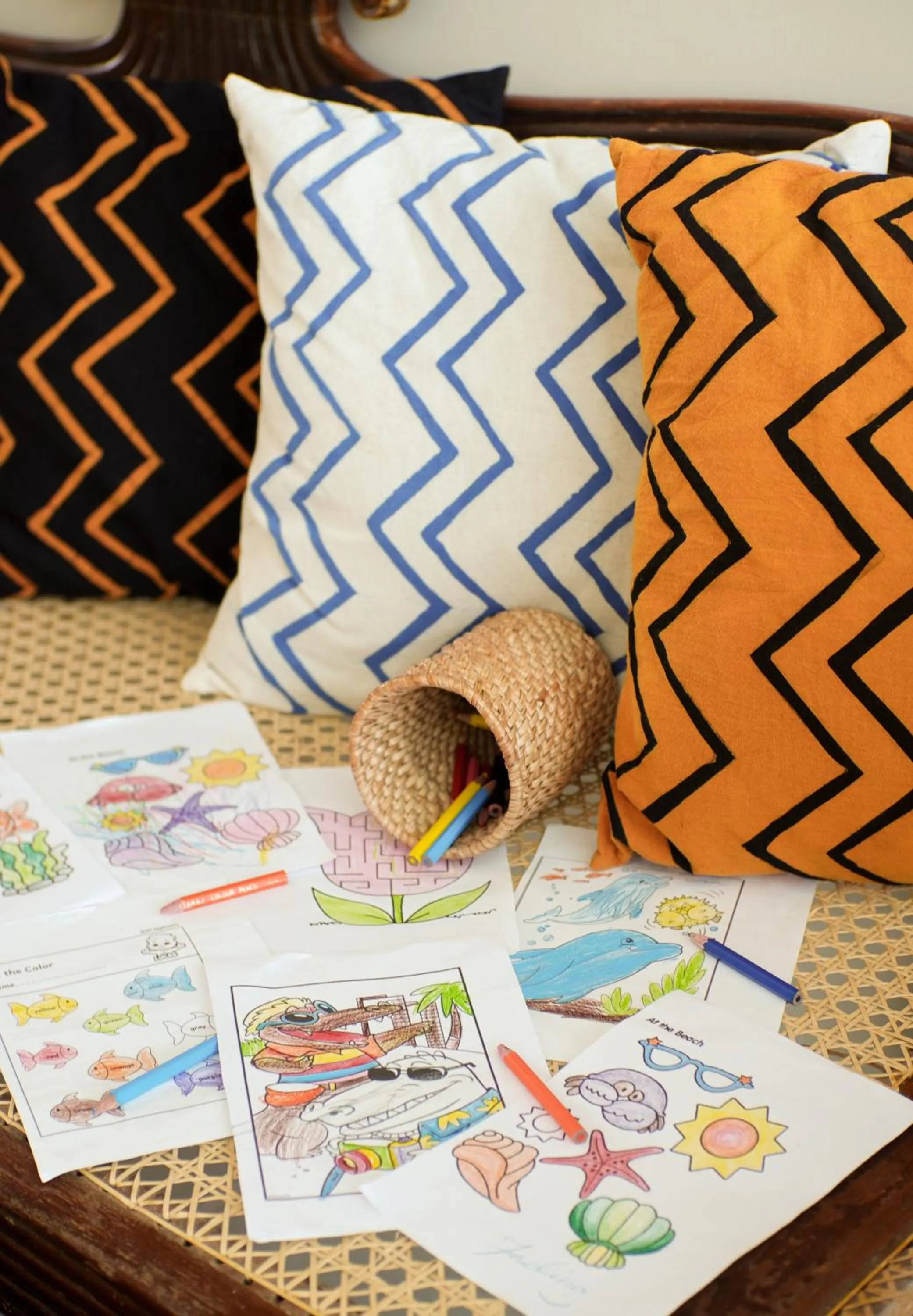 Library in Neevana Hotel Hikkaduwa