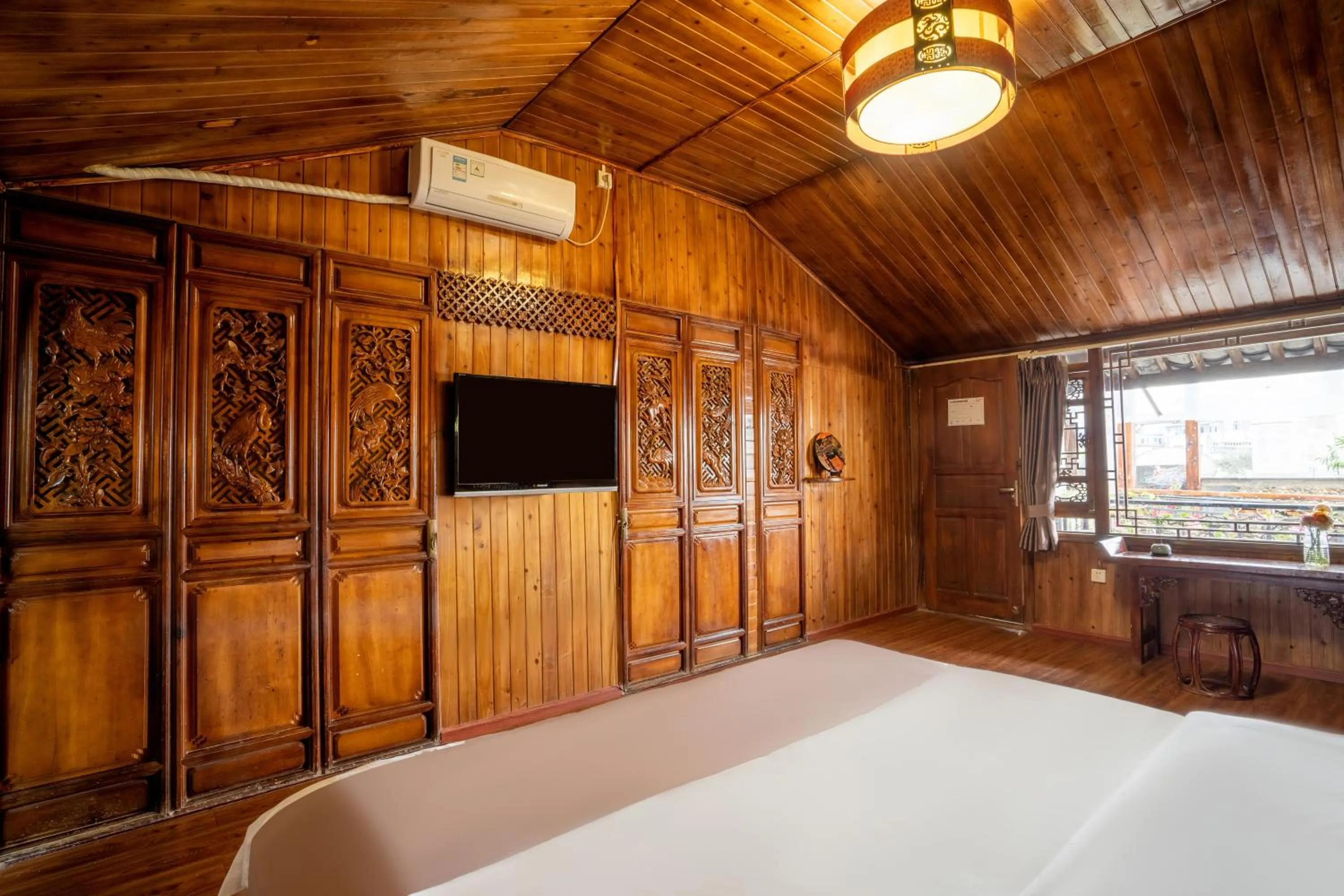 Lijiang Ancient City View Inn