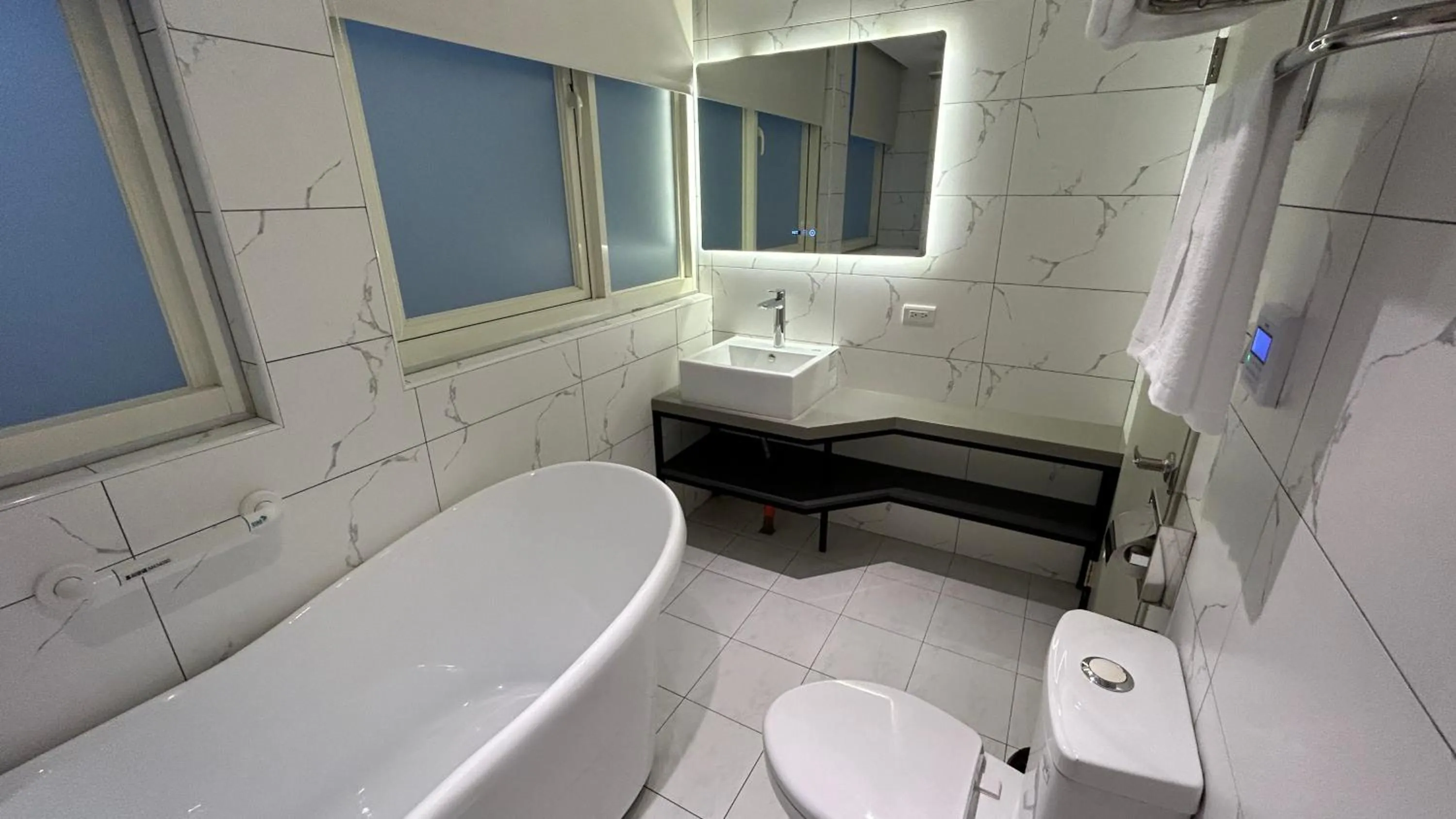 Bathroom in Fashion Home Business Hotel 時尚居商旅