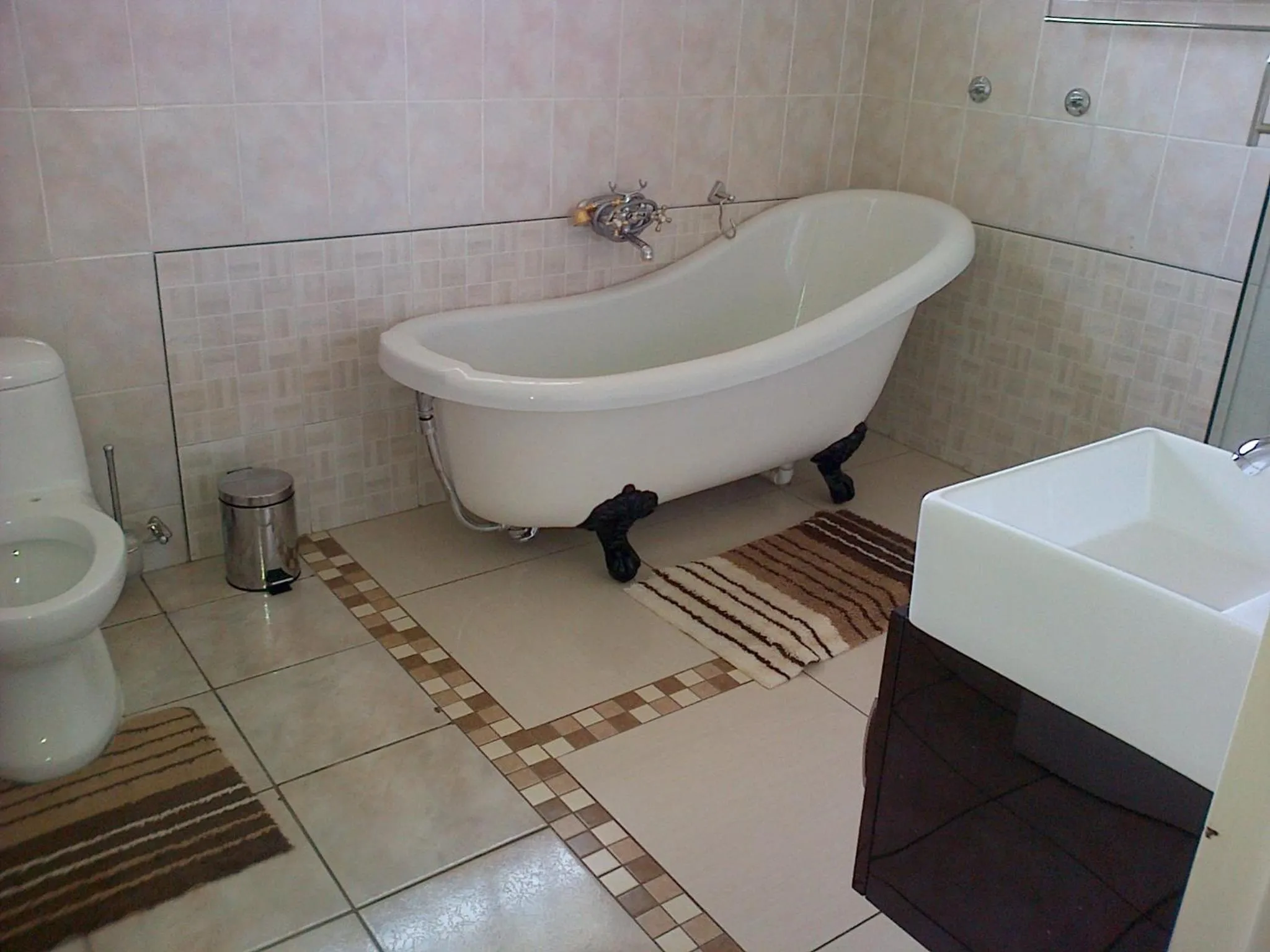 Other in Comfort Palace Guesthouse