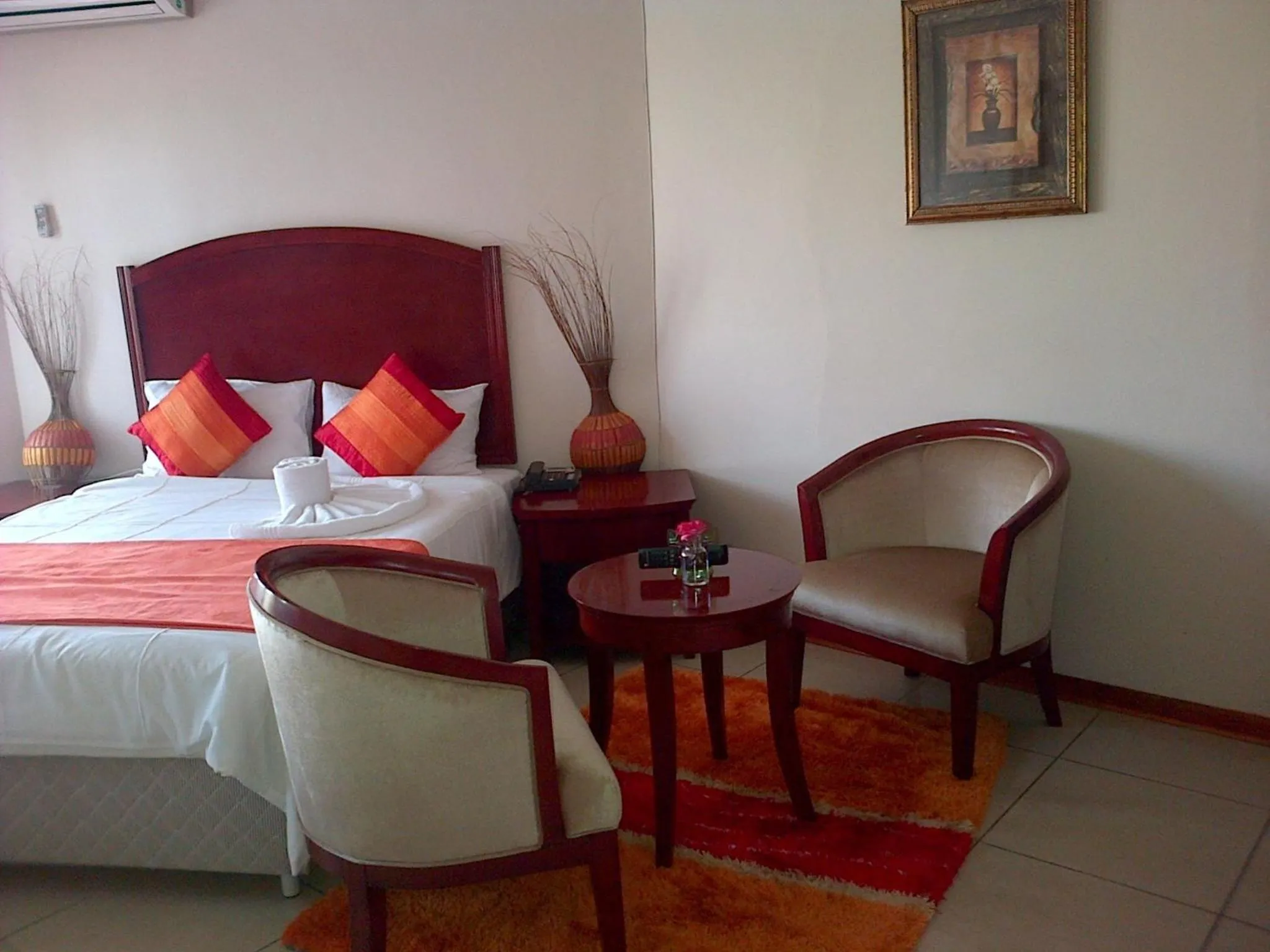 Photo of the whole room, Bed in Comfort Palace Guesthouse