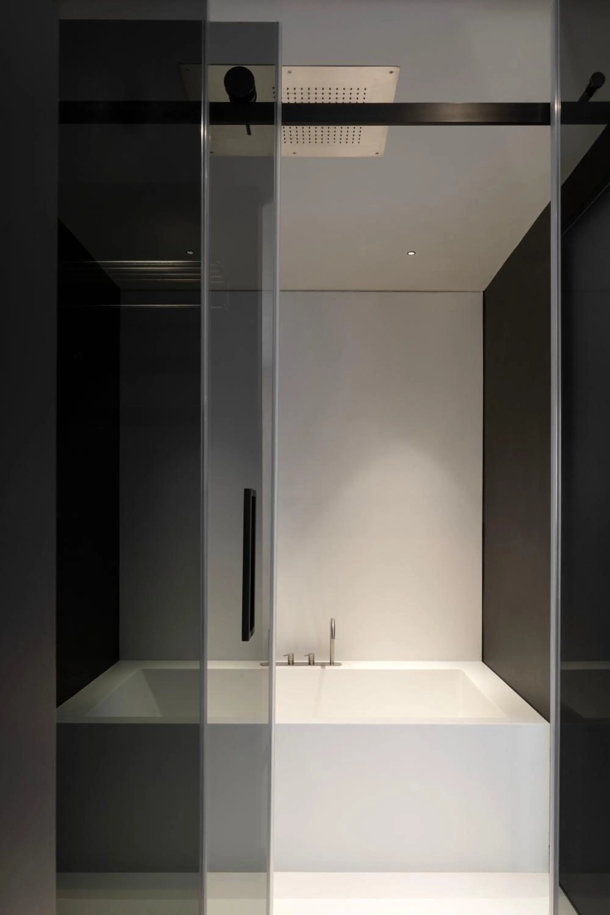 Shower in Interno Marche Design Experience Hotel