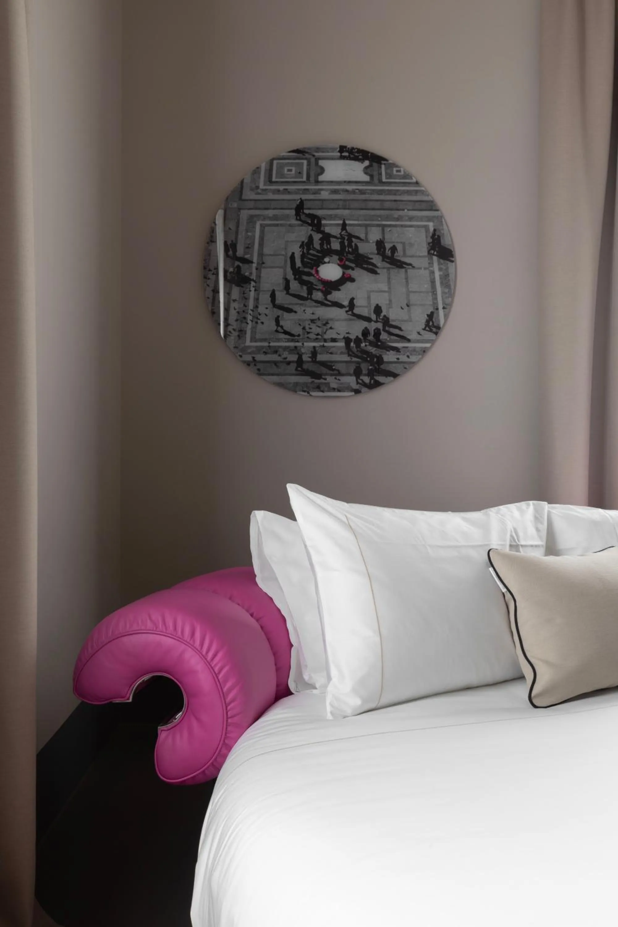 Decorative detail, Bed in Interno Marche Design Experience Hotel