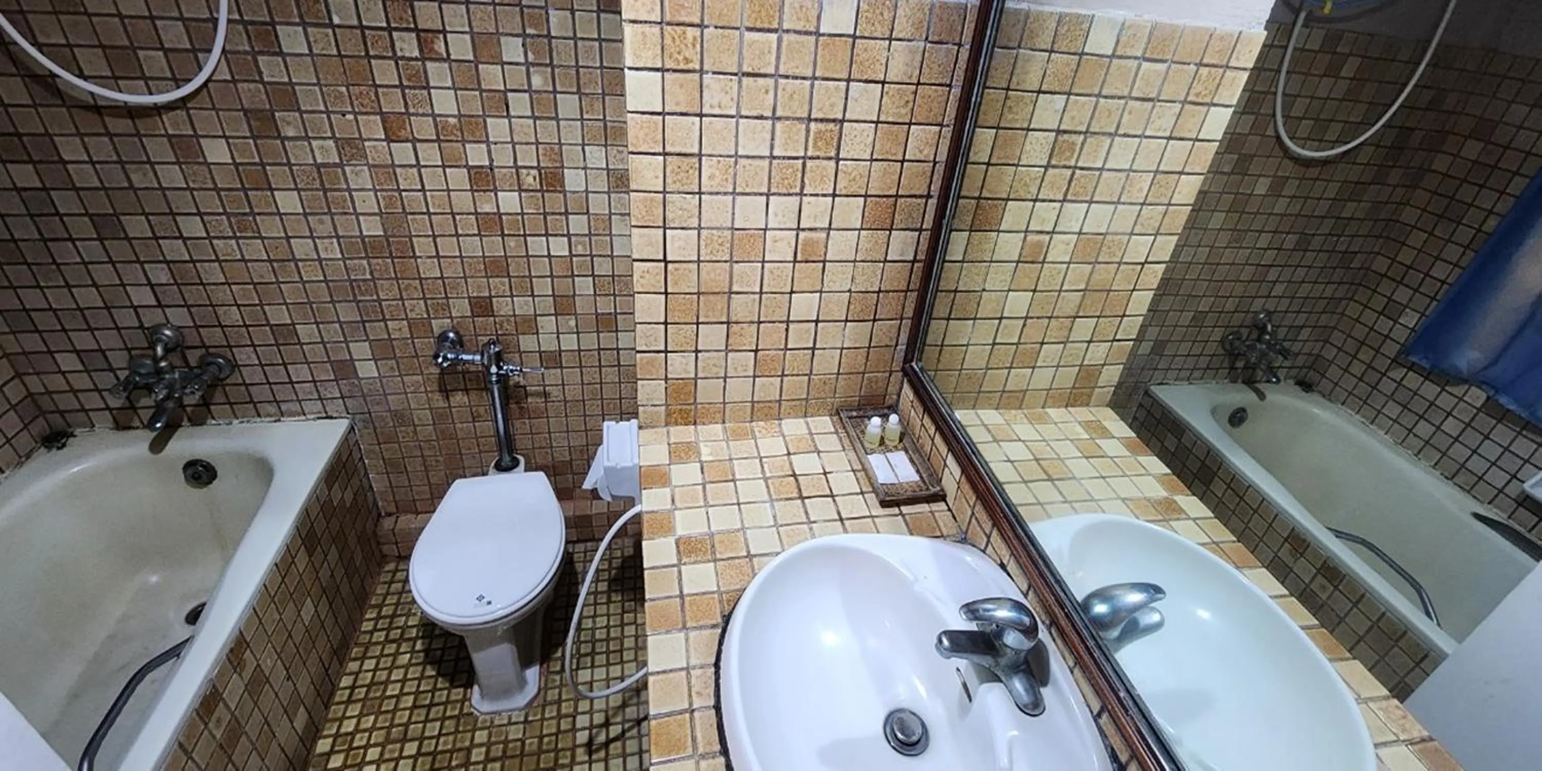 Bathroom in Safari Riviera Resort