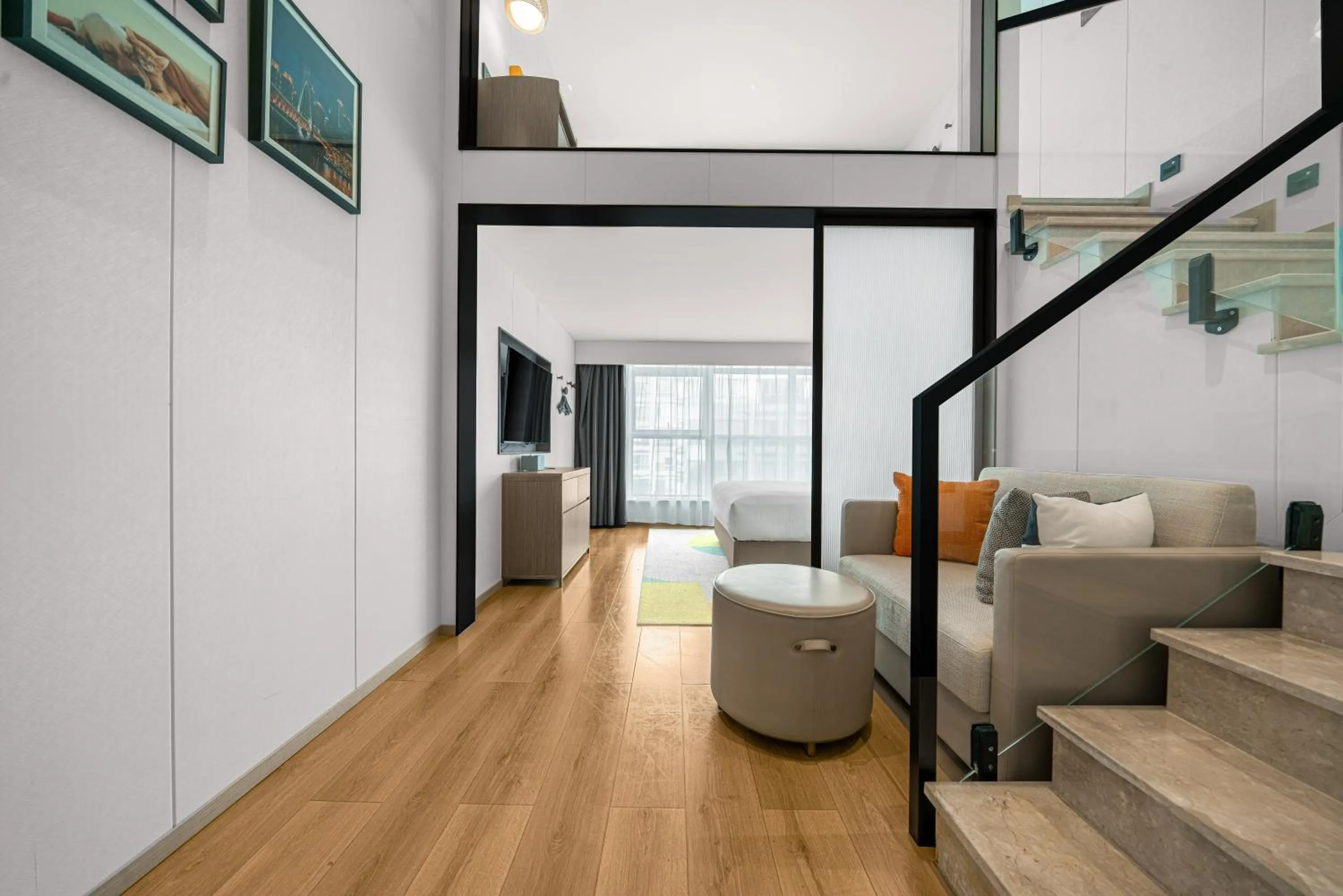 Seating area in Home2 Suite by Hilton Chongqing South Bank