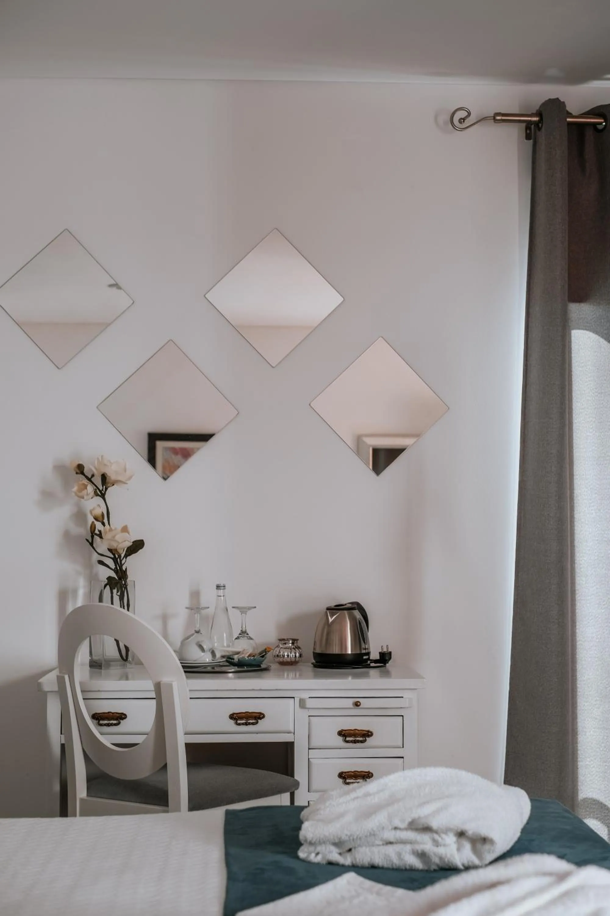 Balcony/Terrace, Bed in Casa Morgados - Grândola Guesthouse