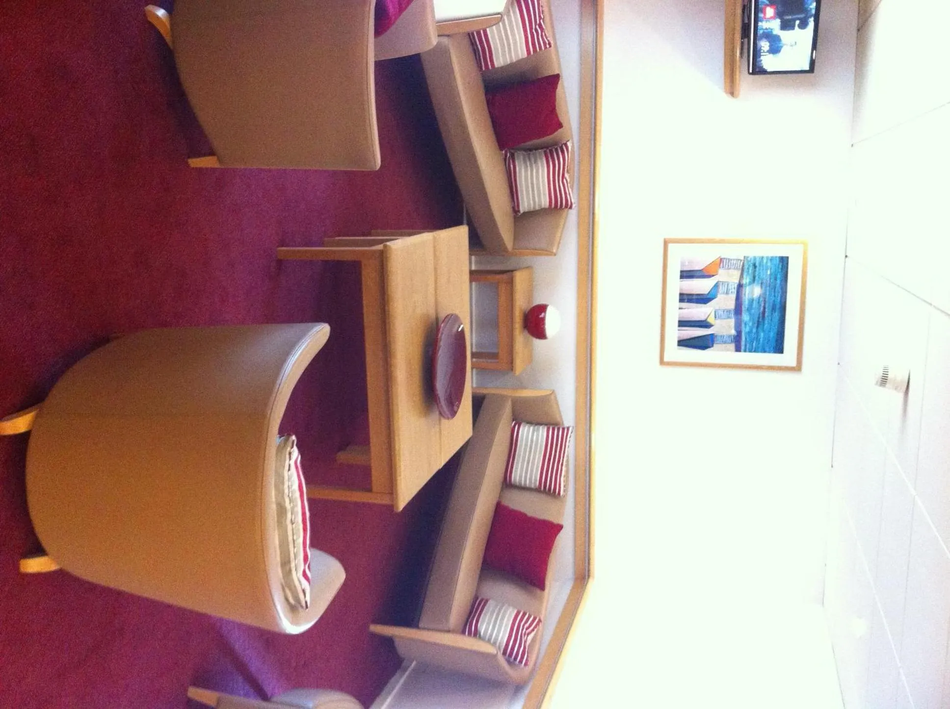 Living room in Days Inn Hotel Abington - Glasgow