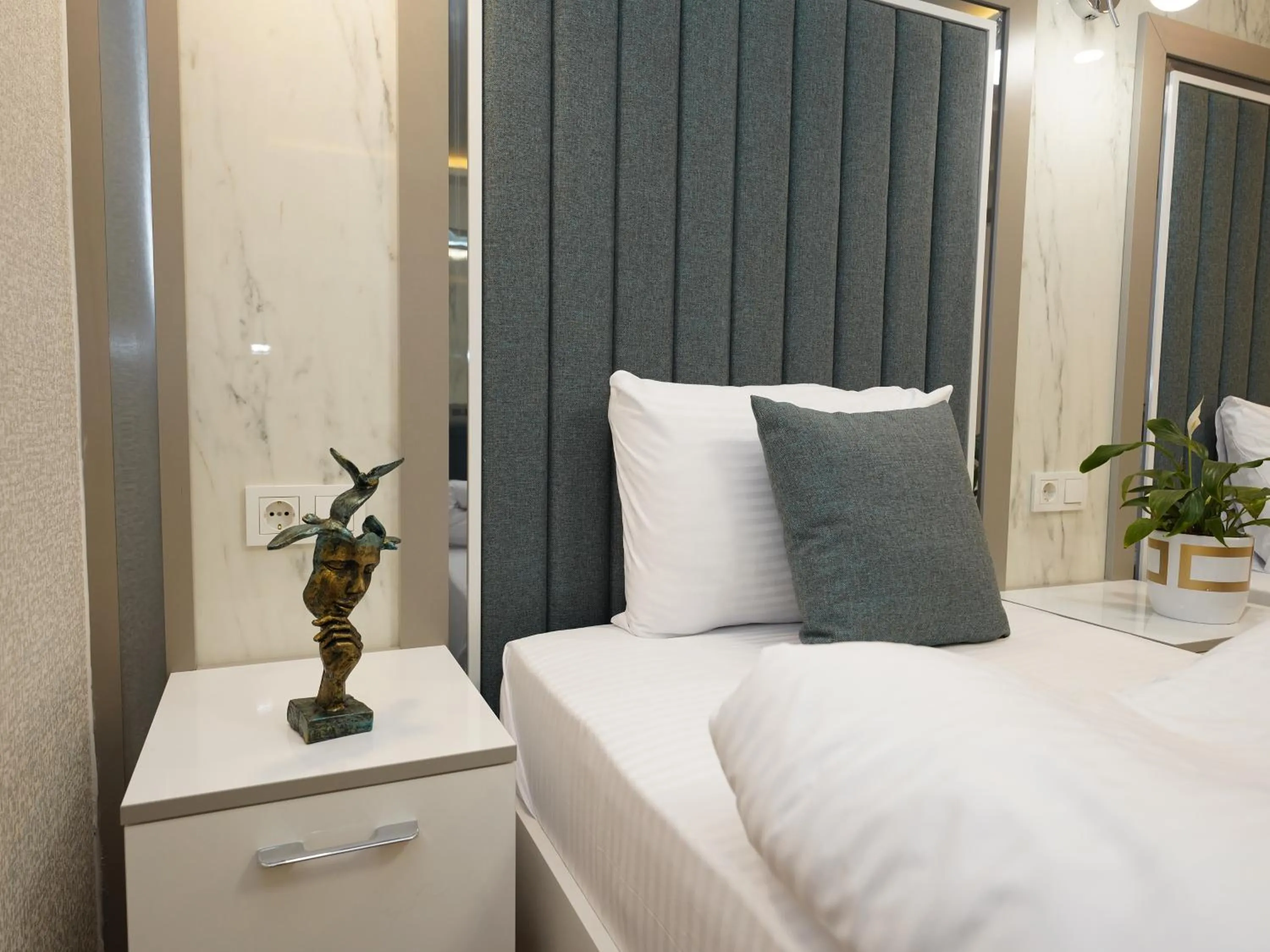 Bed in gazelle suites