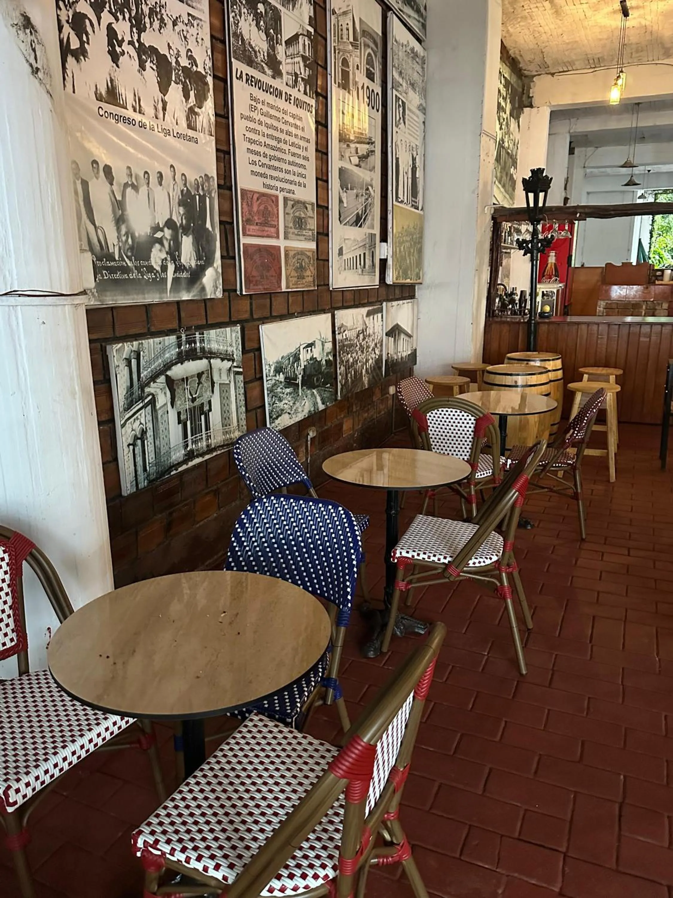 Lounge or bar in La Posada del Cauchero Hotel & Suites