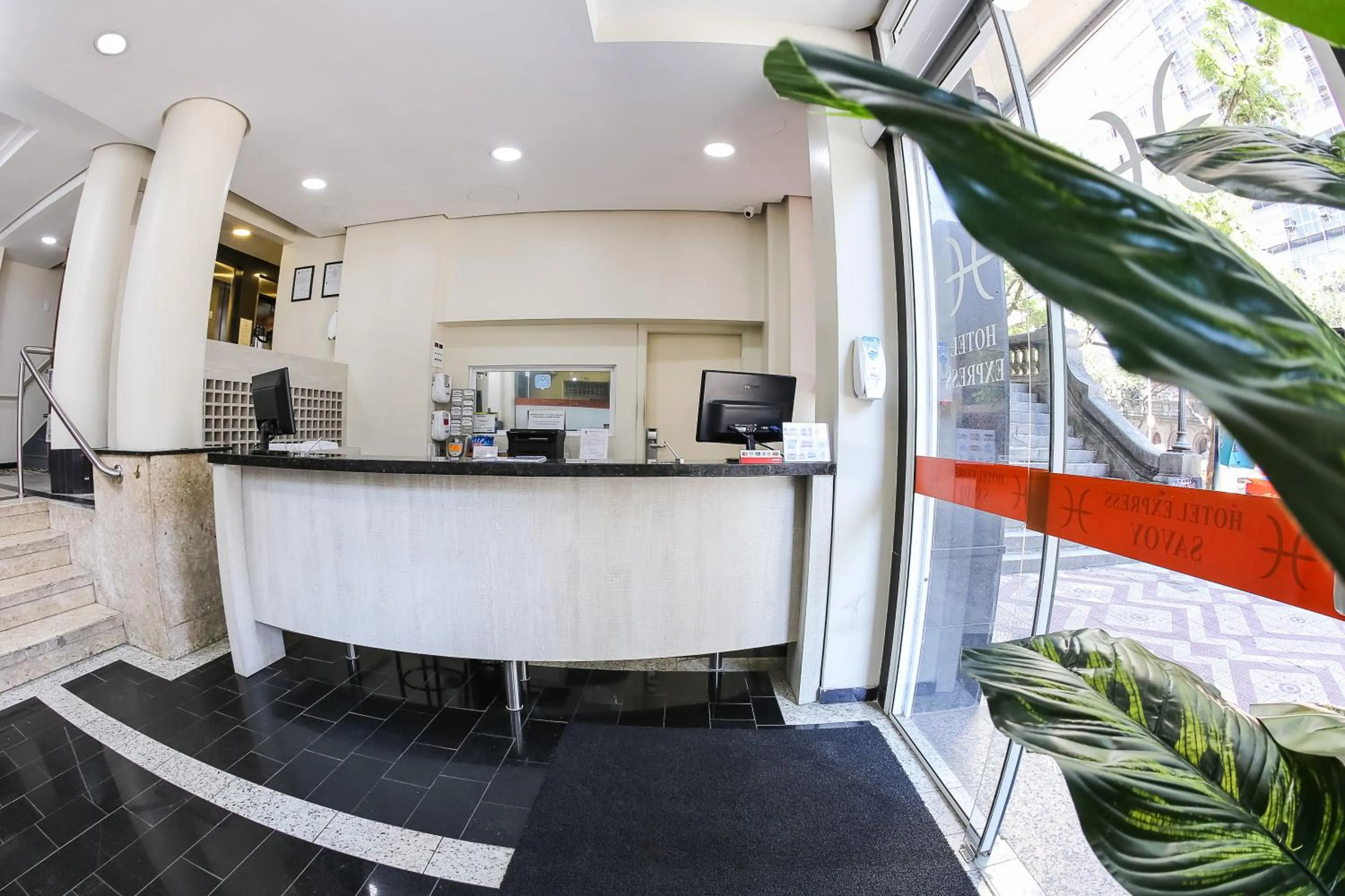 Lobby or reception in Hotel Express Savoy - Centro Histórico