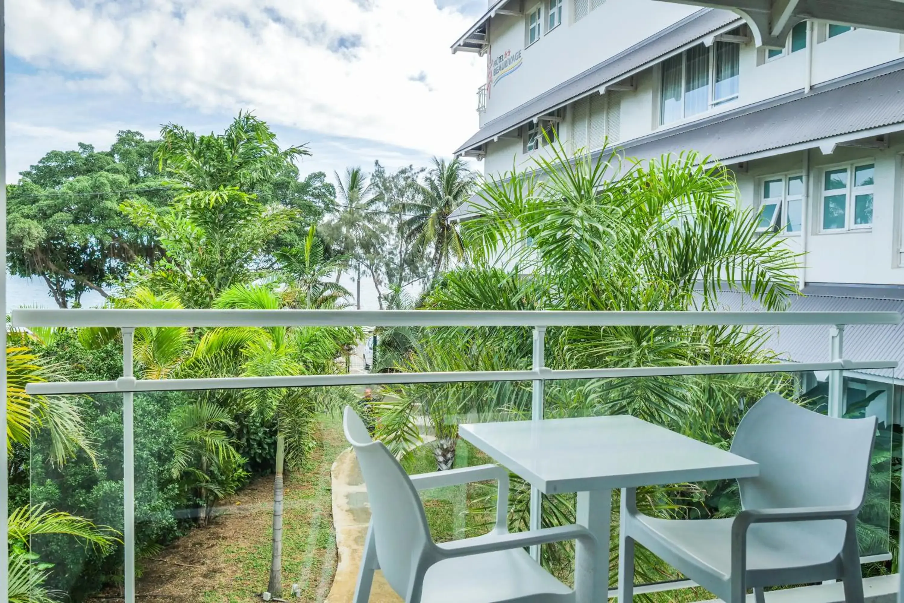 Standard Double Room in Hotel Beaurivage Standard Double Room in Hotel Beaurivage