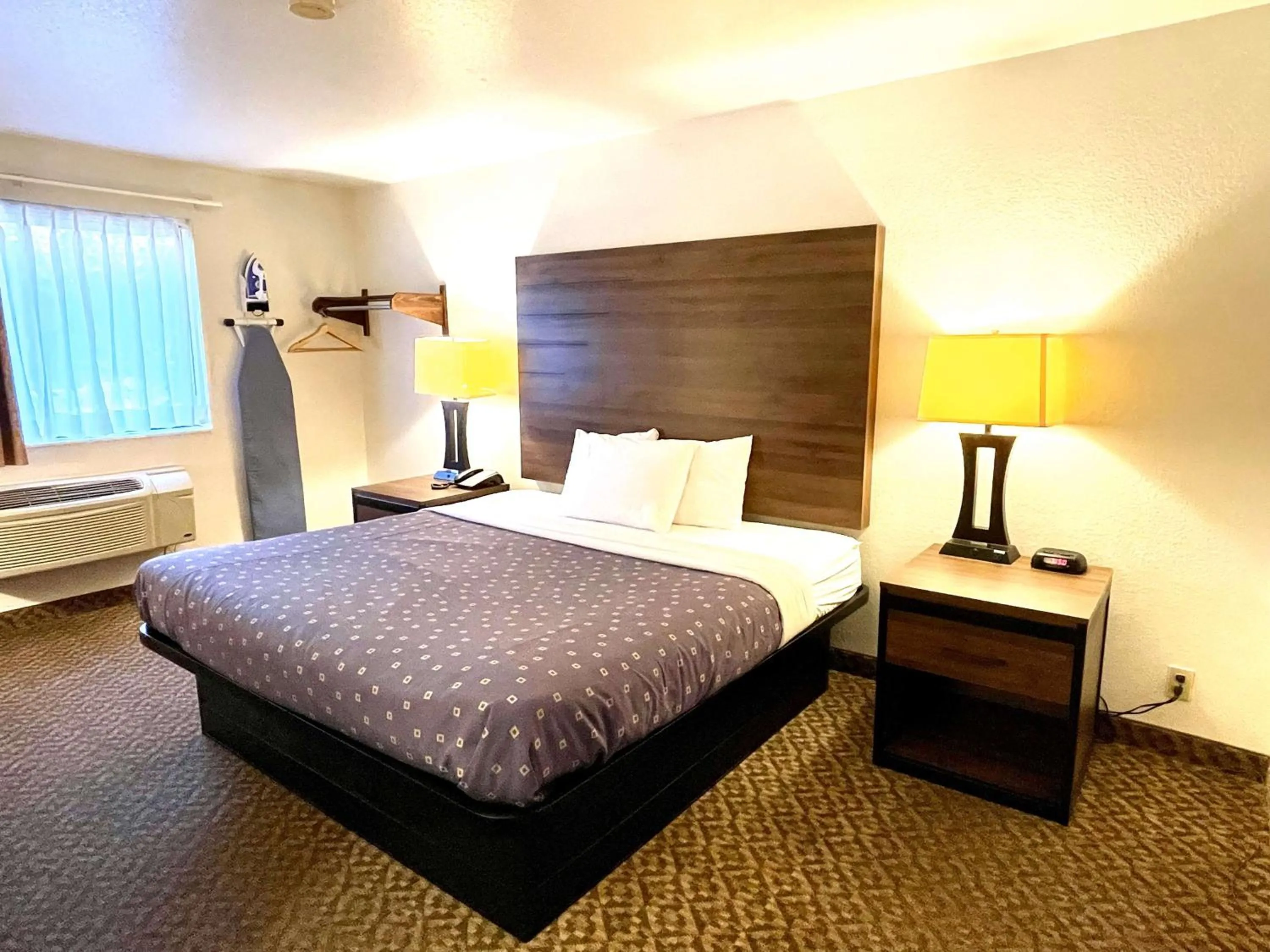 Bedroom, Bed in SureStay by Best Western Prince Frederick