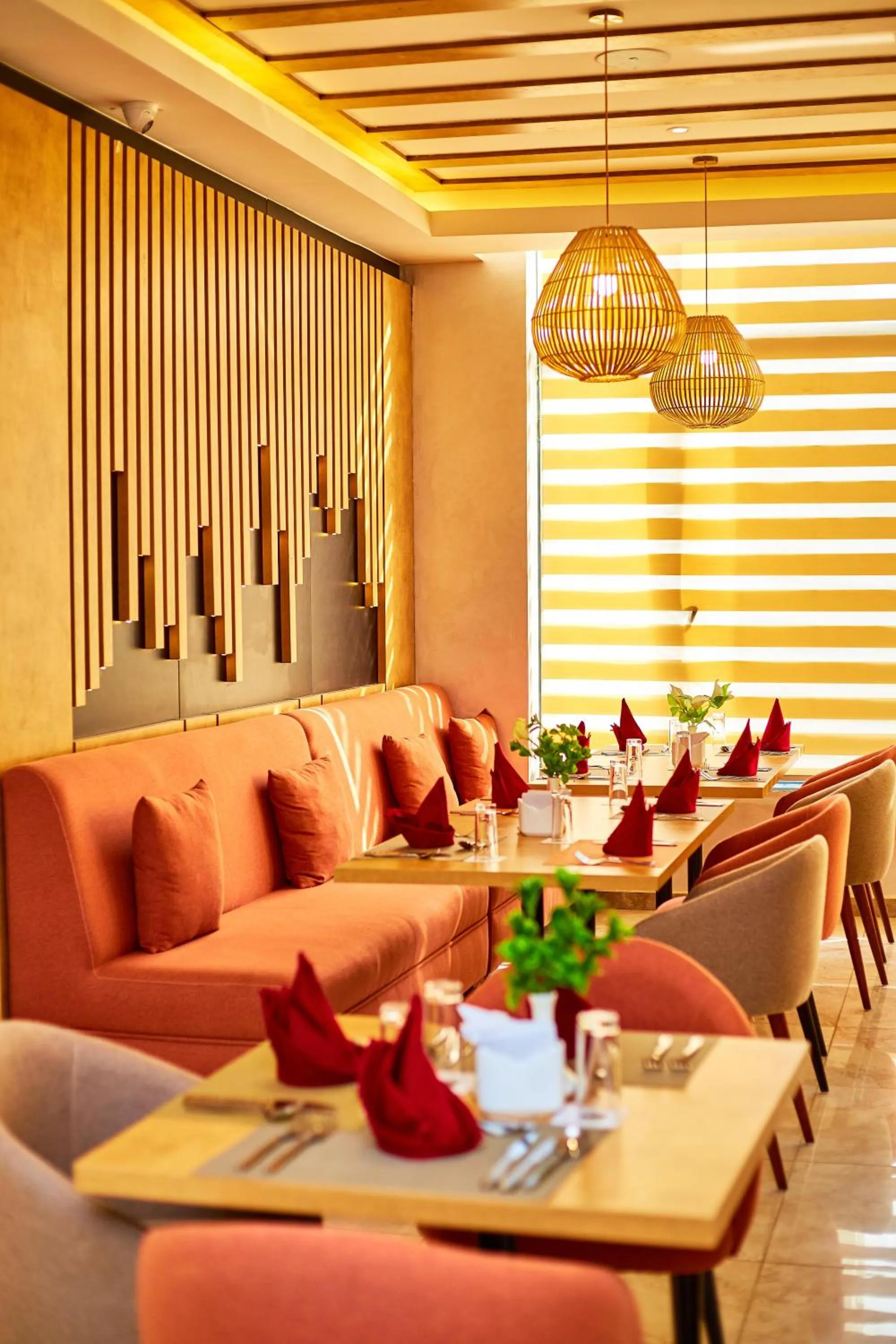 Restaurant/places to eat in Vintano Hotel