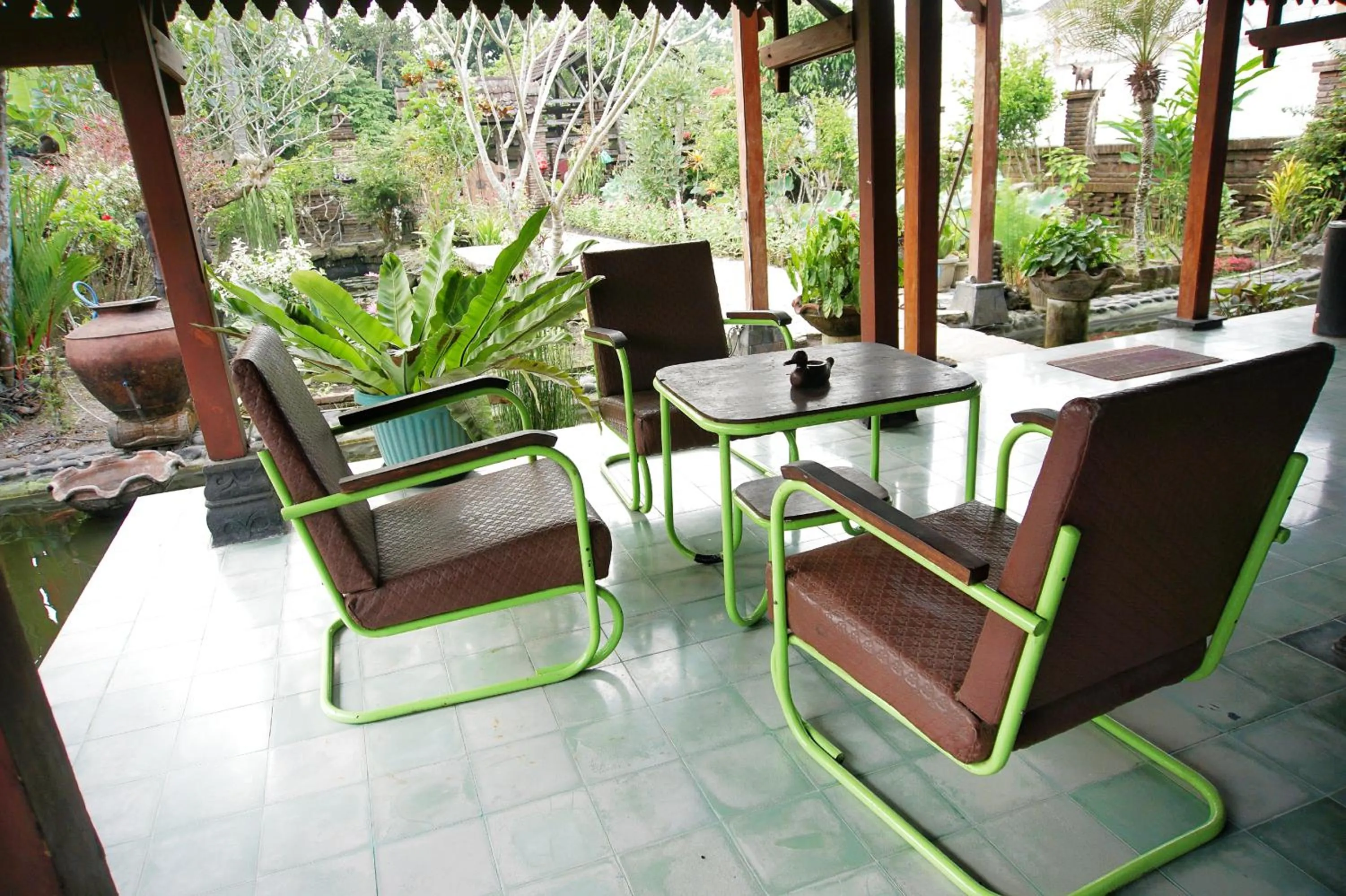 Seating area in Ary's Residence powered by Cocotel