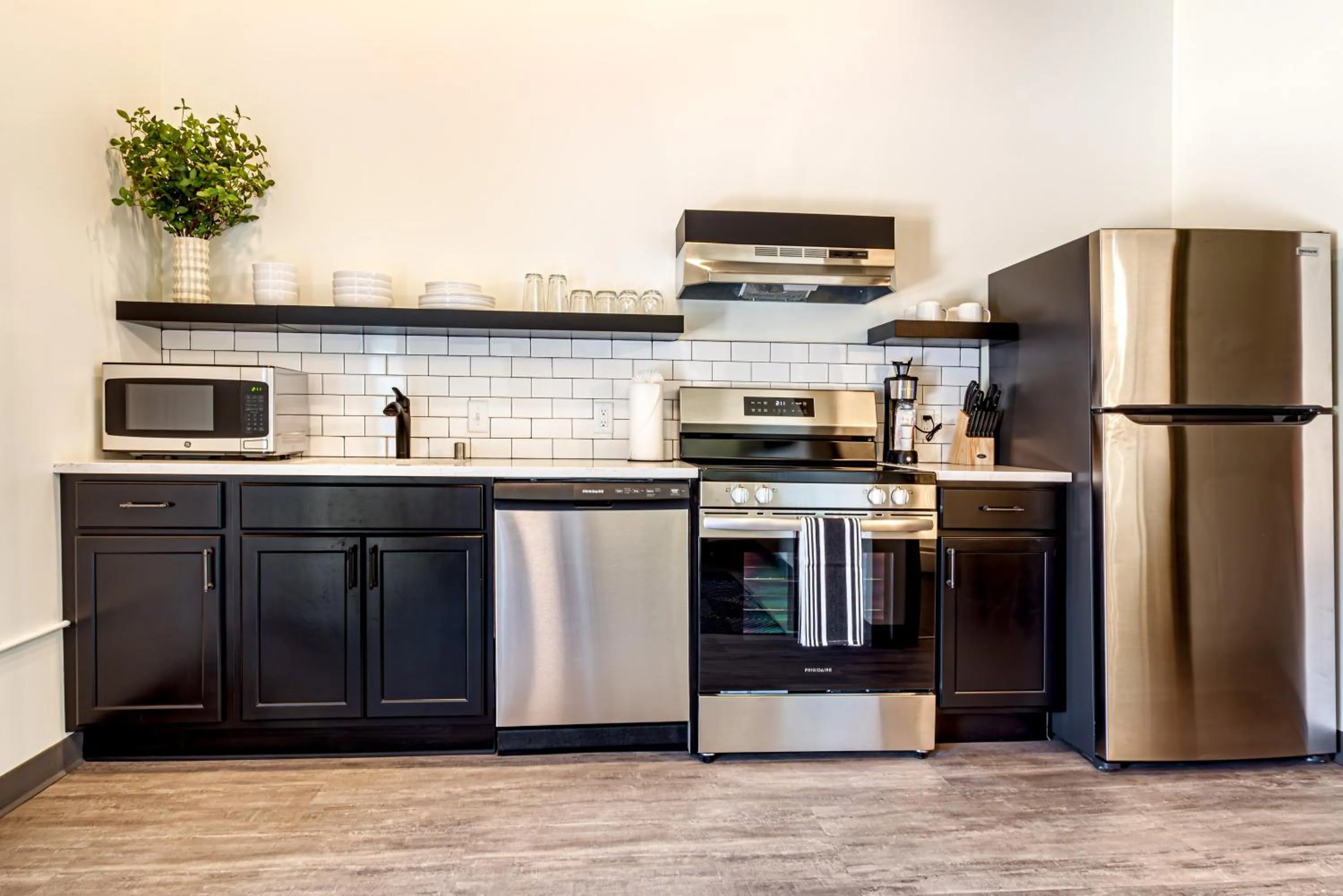 Kitchen or kitchenette in The Saddlery Madison