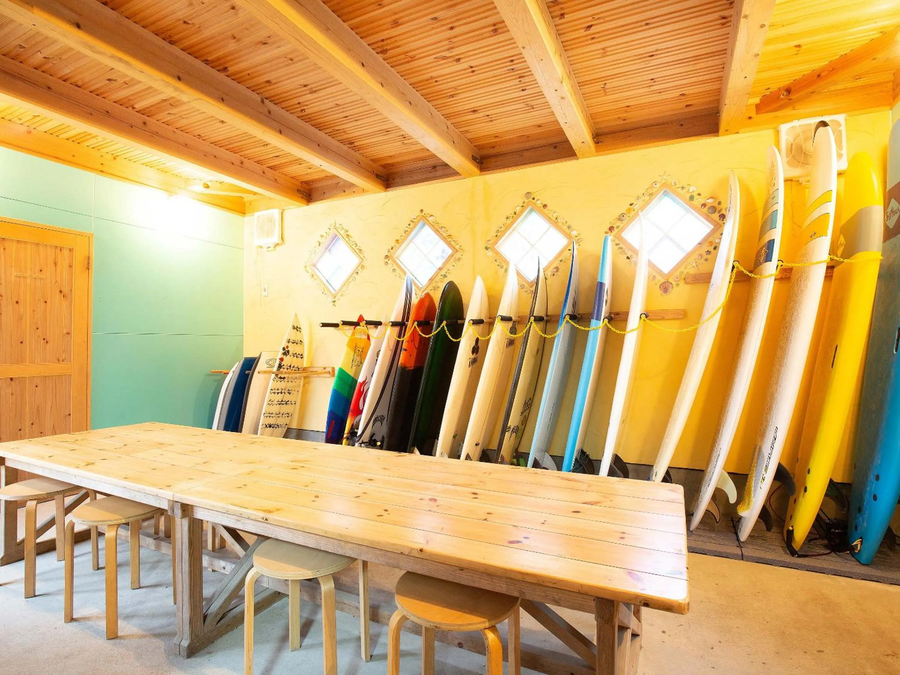 Activities in Tabist Guest house Pumping Surf