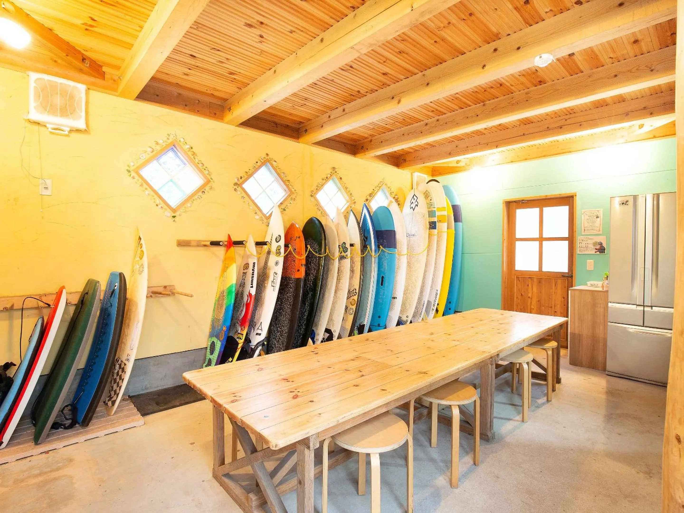 Activities in Tabist Guest house Pumping Surf