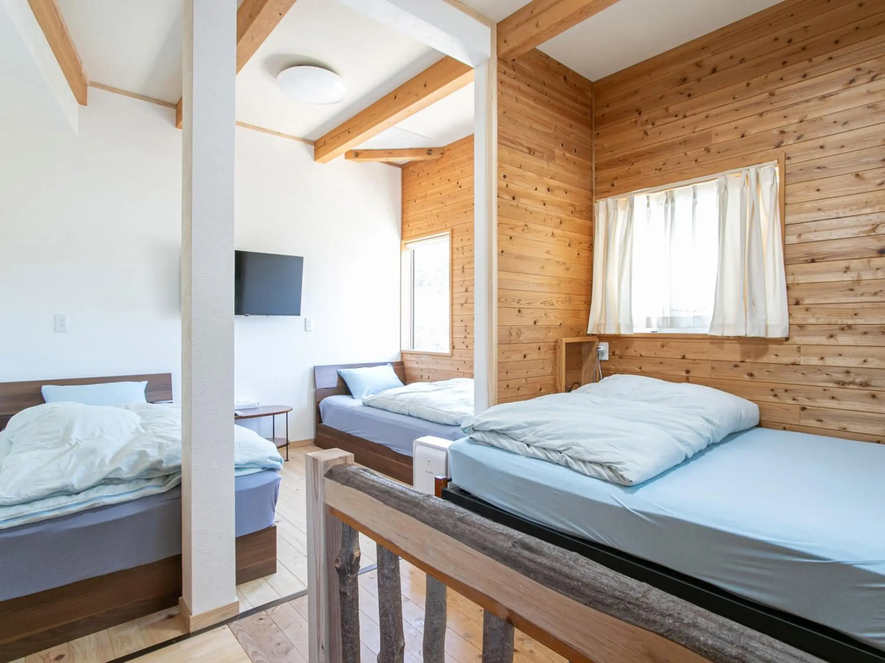 Quadruple Room with Shared Bathroom - single occupancy in Tabist Guest house Pumping Surf Quadruple Room with Shared Bathroom - single occupancy in Tabist Guest house Pumping Surf